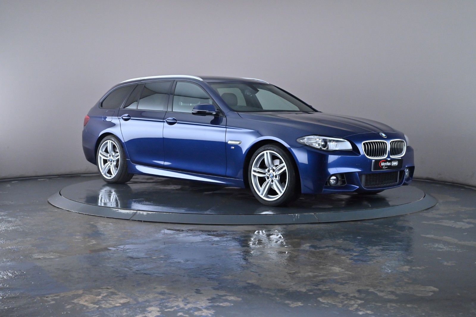 Main listing image - BMW 5 Series Touring