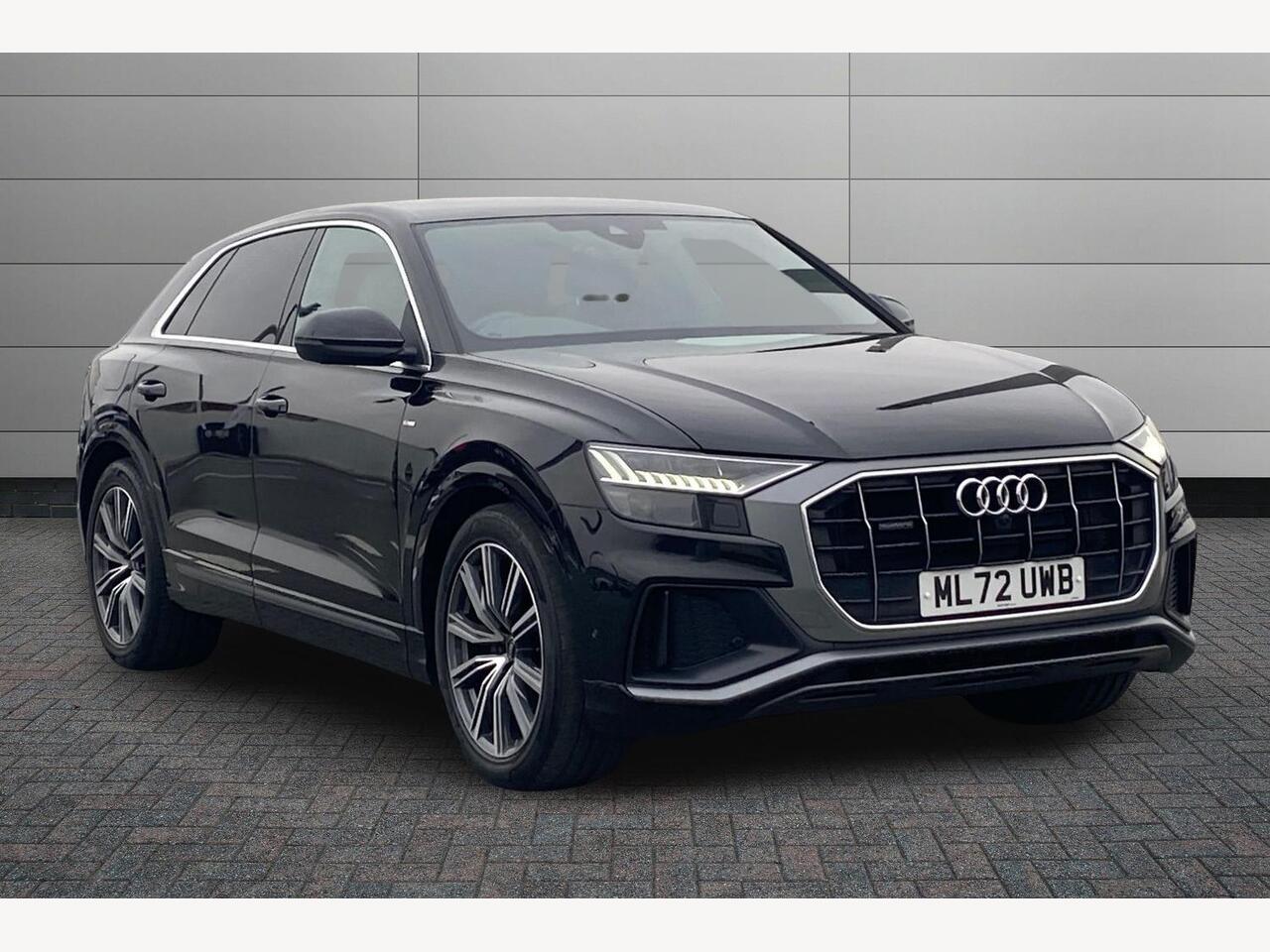 Main listing image - Audi Q8