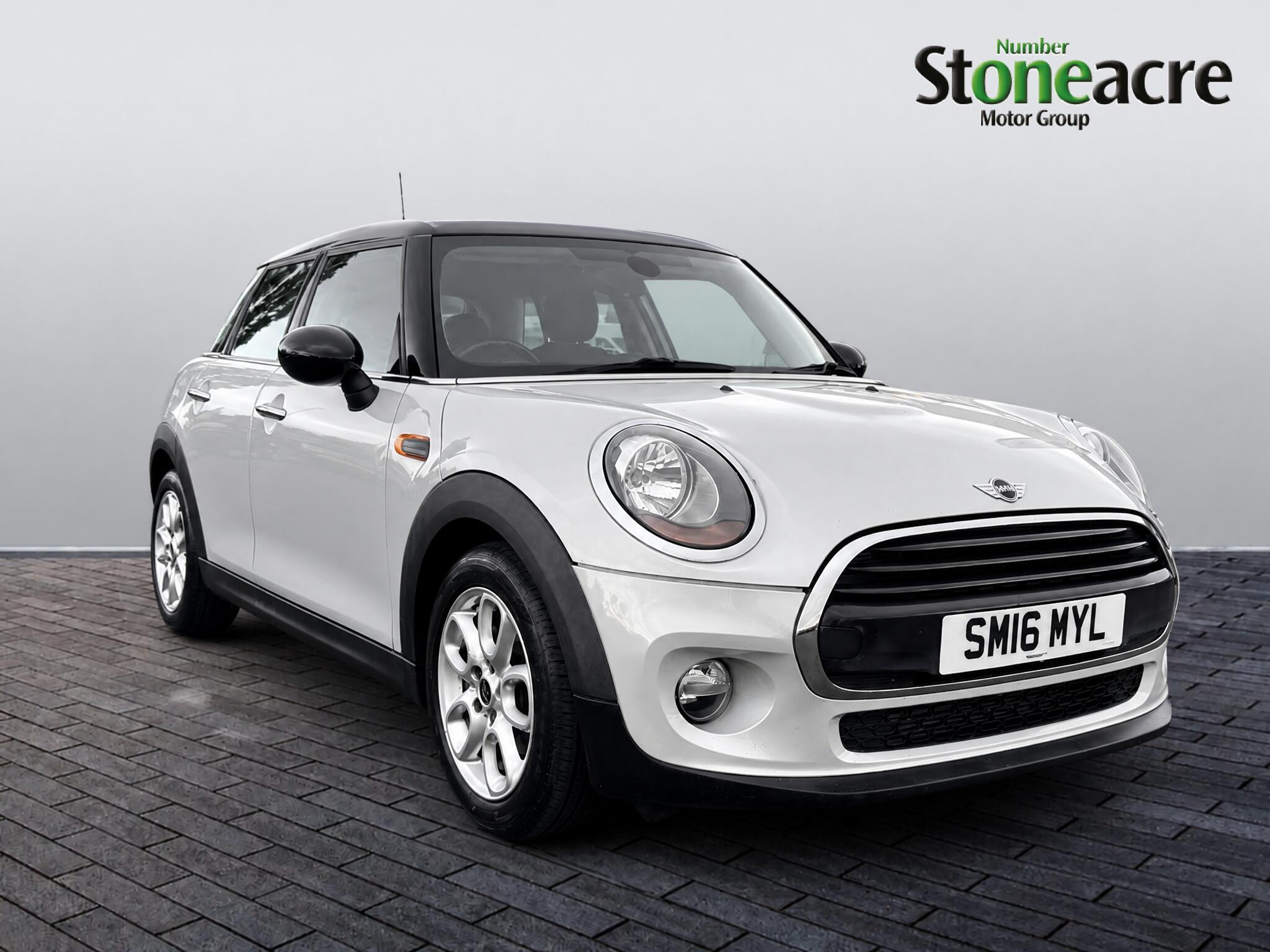 Main listing image - MINI Hatchback