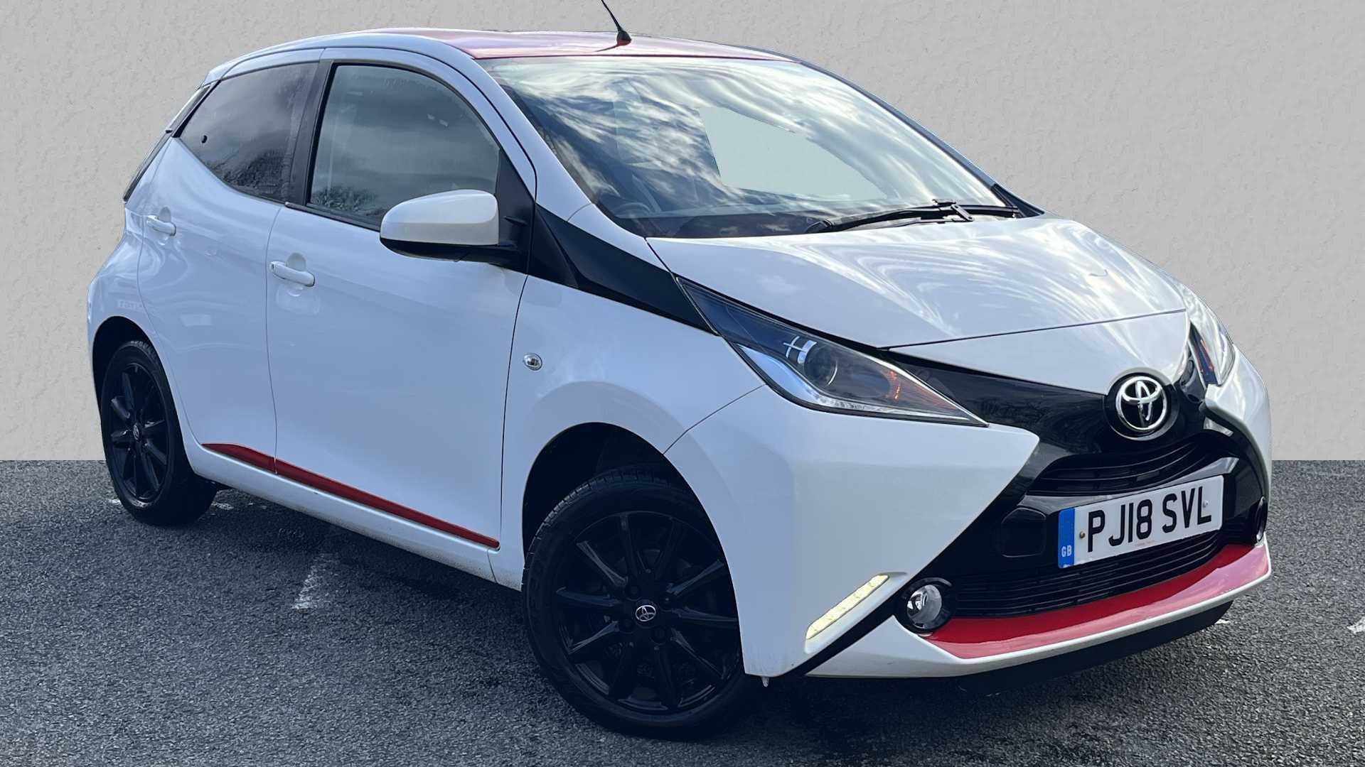 Main listing image - Toyota Aygo