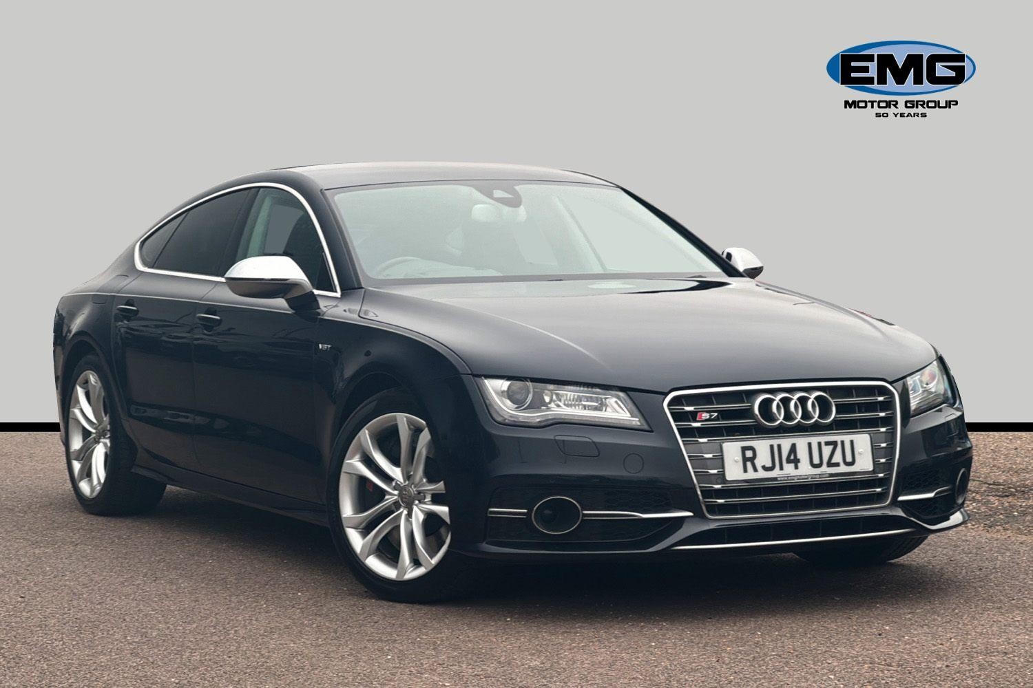 Main listing image - Audi S7