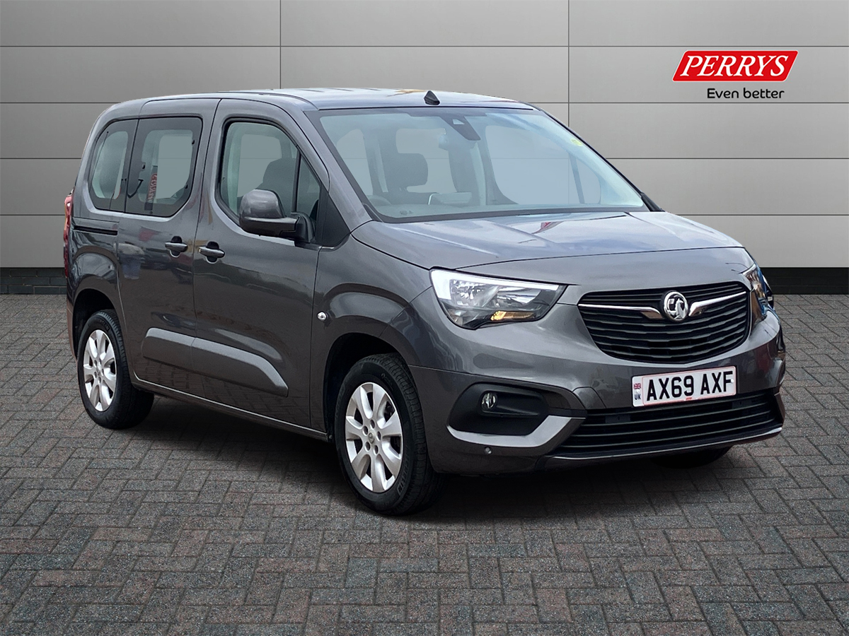 Main listing image - Vauxhall Combo Life