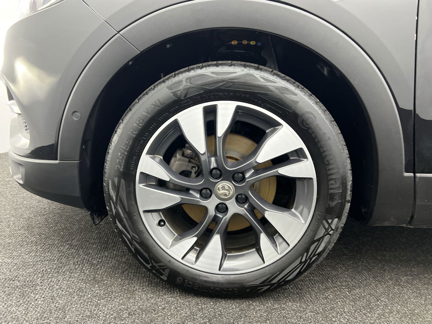 Main listing image - Vauxhall Grandland X