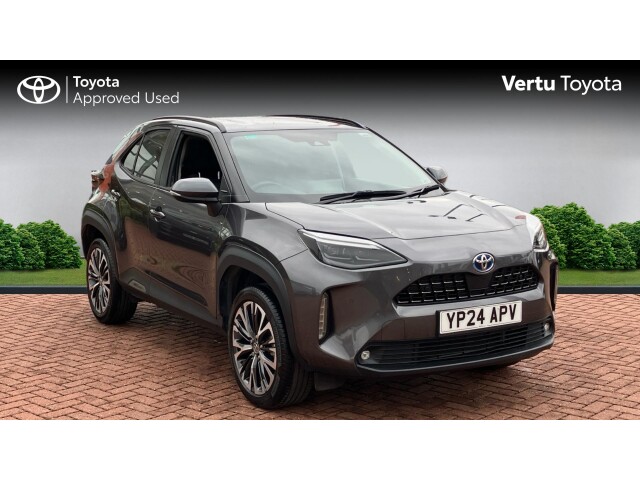 Main listing image - Toyota Yaris Cross