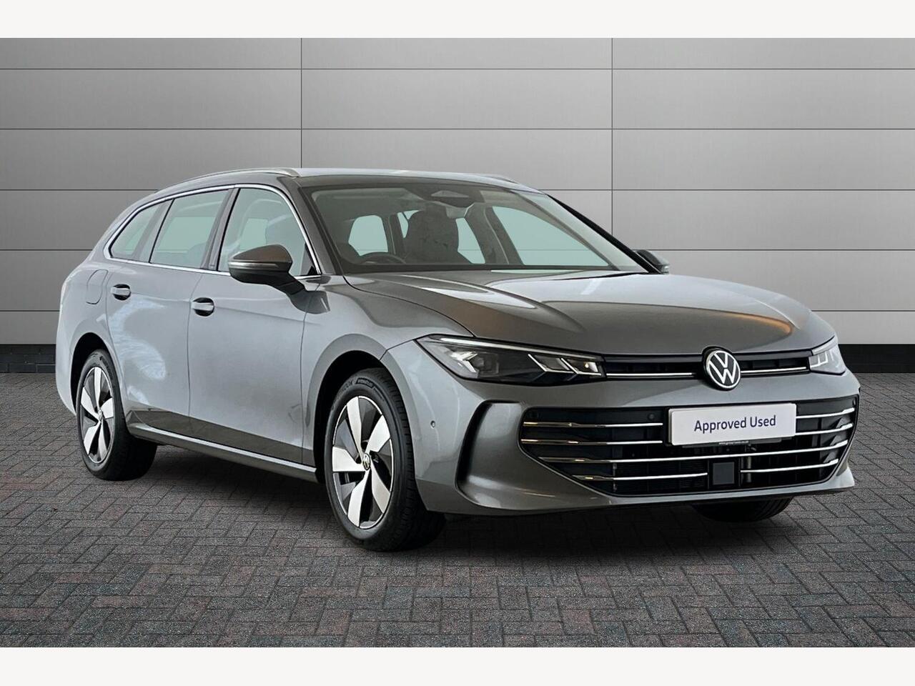 Main listing image - Volkswagen Passat Estate