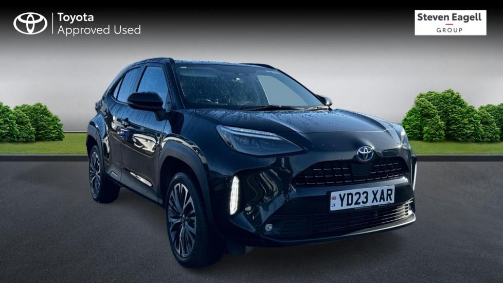 Main listing image - Toyota Yaris Cross