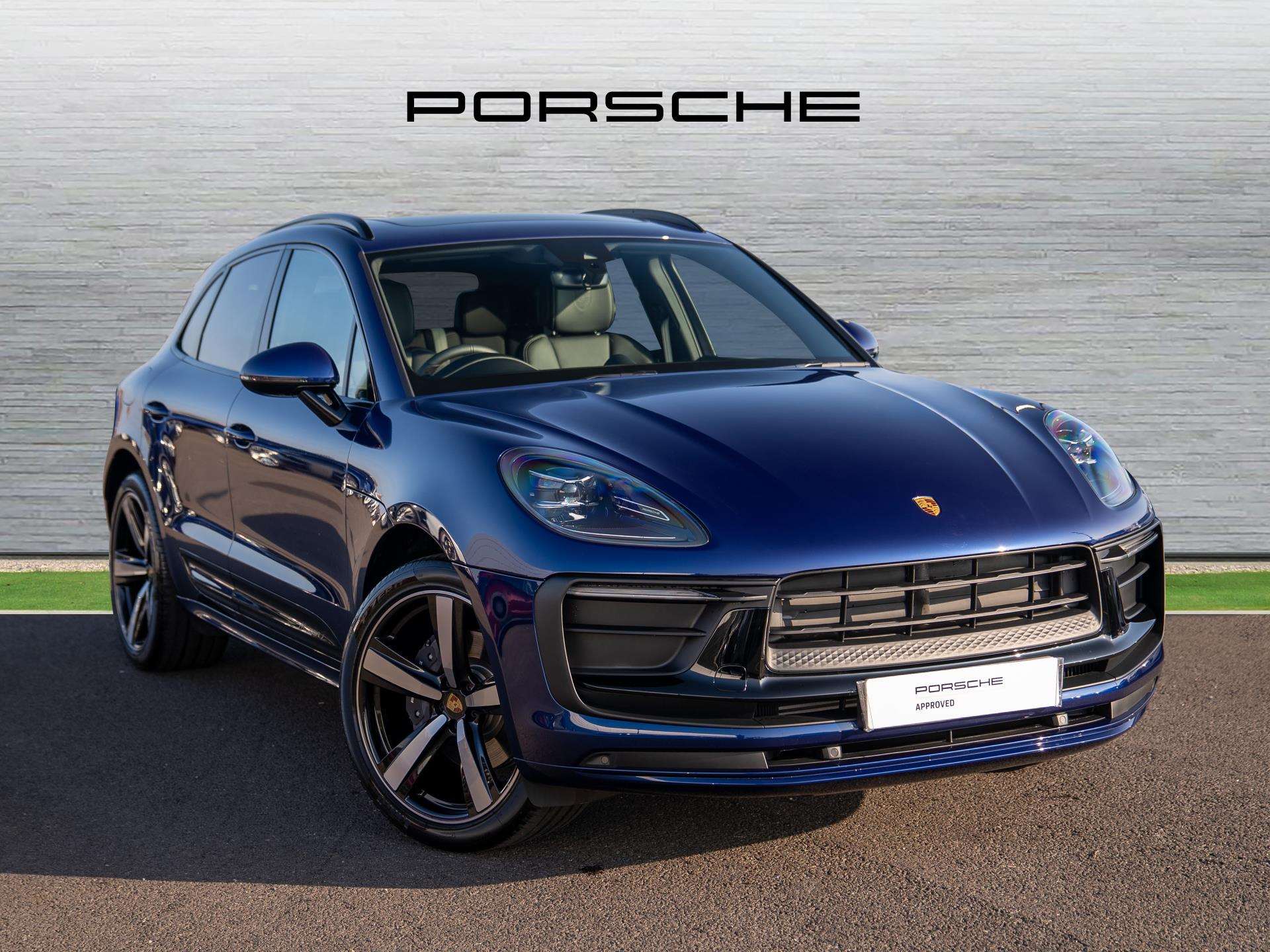 Main listing image - Porsche Macan
