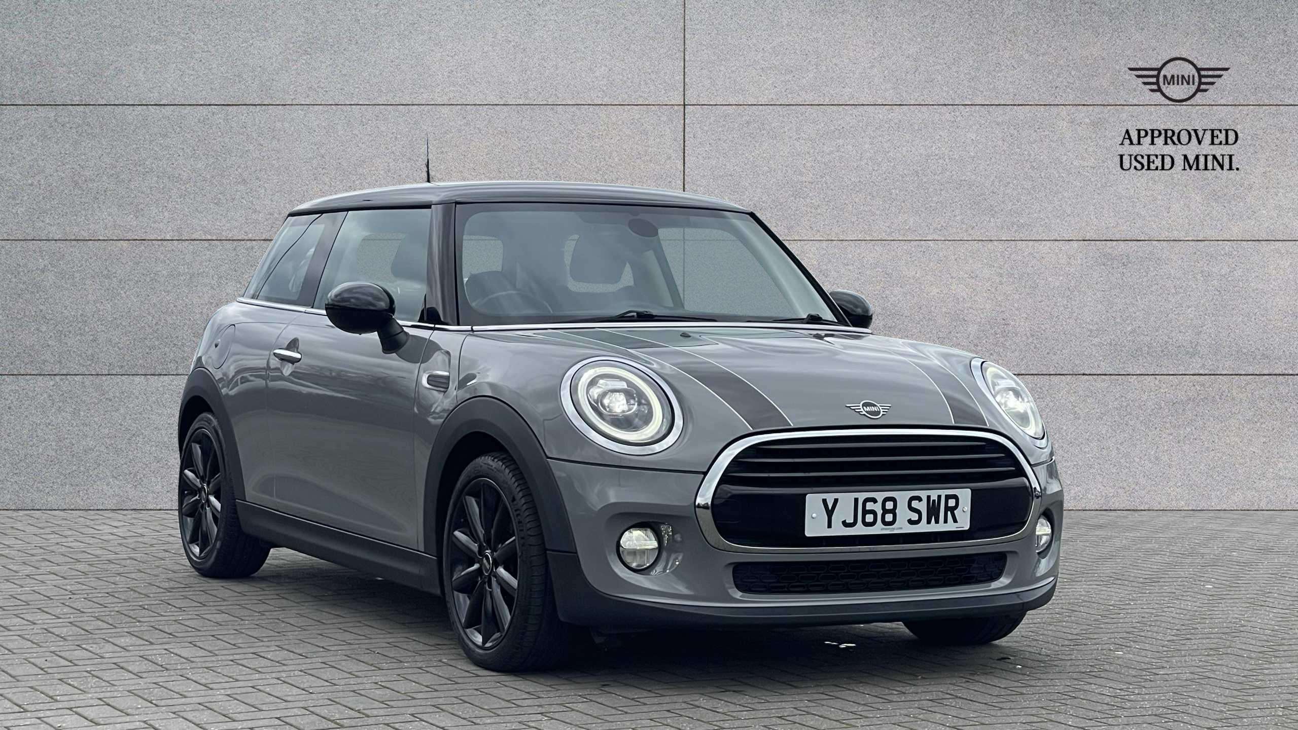Main listing image - MINI Hatchback