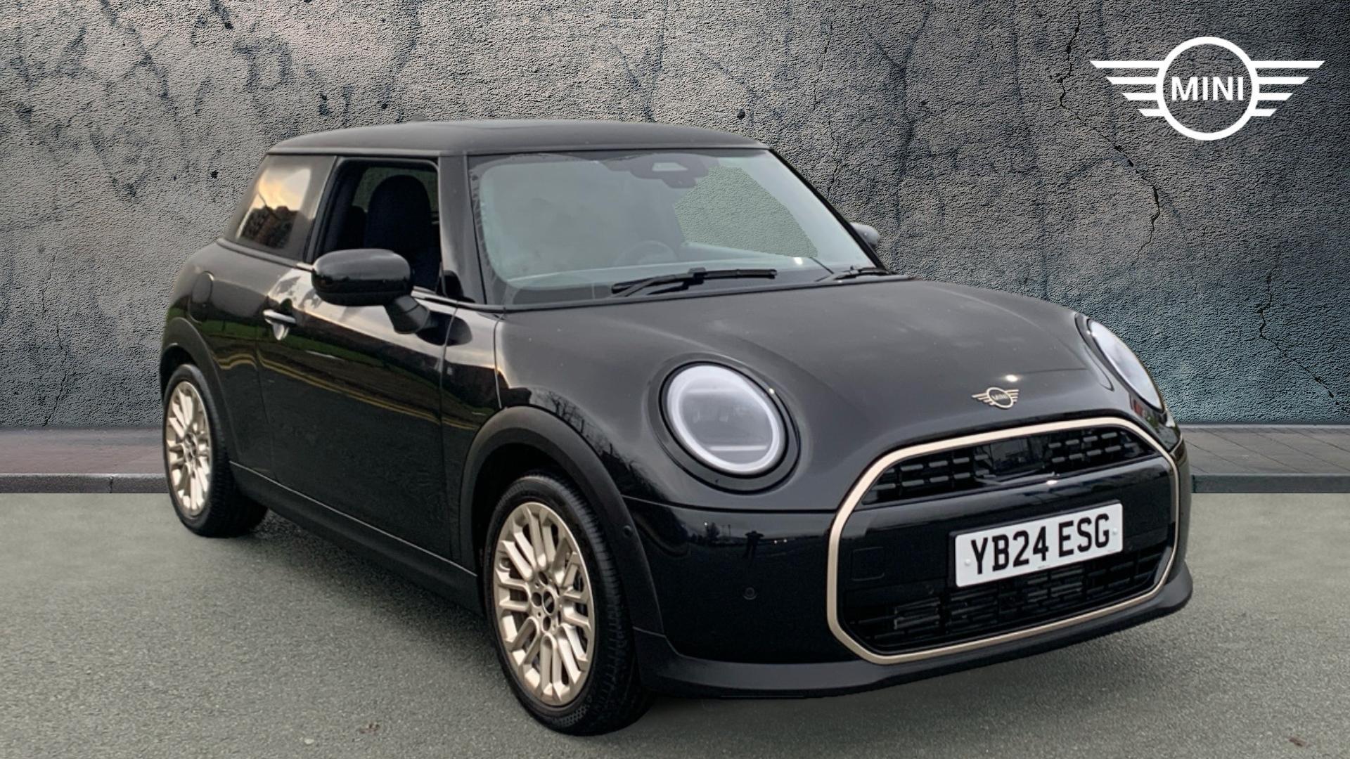 Main listing image - MINI Hatchback