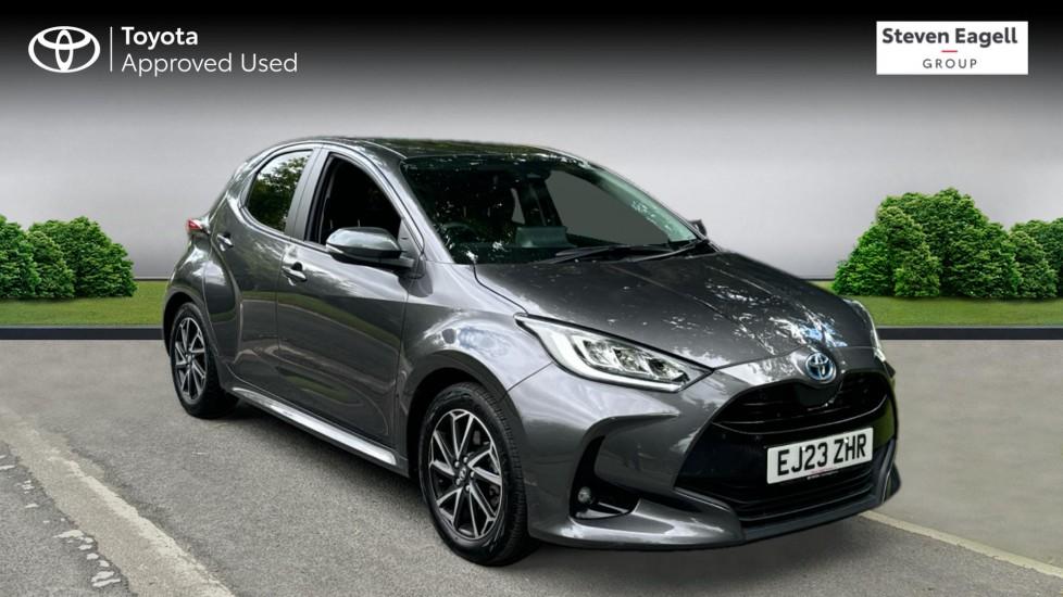 Main listing image - Toyota Yaris