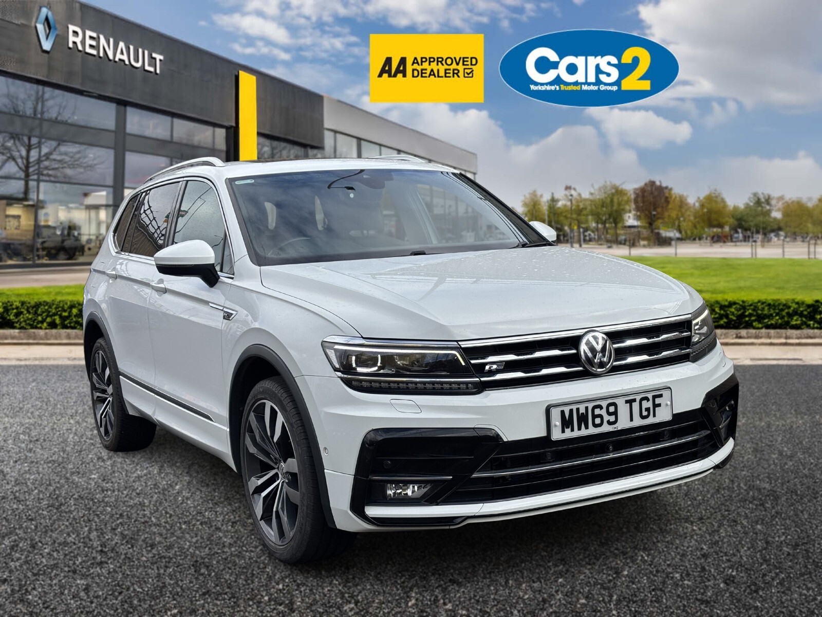 Main listing image - Volkswagen Tiguan Allspace