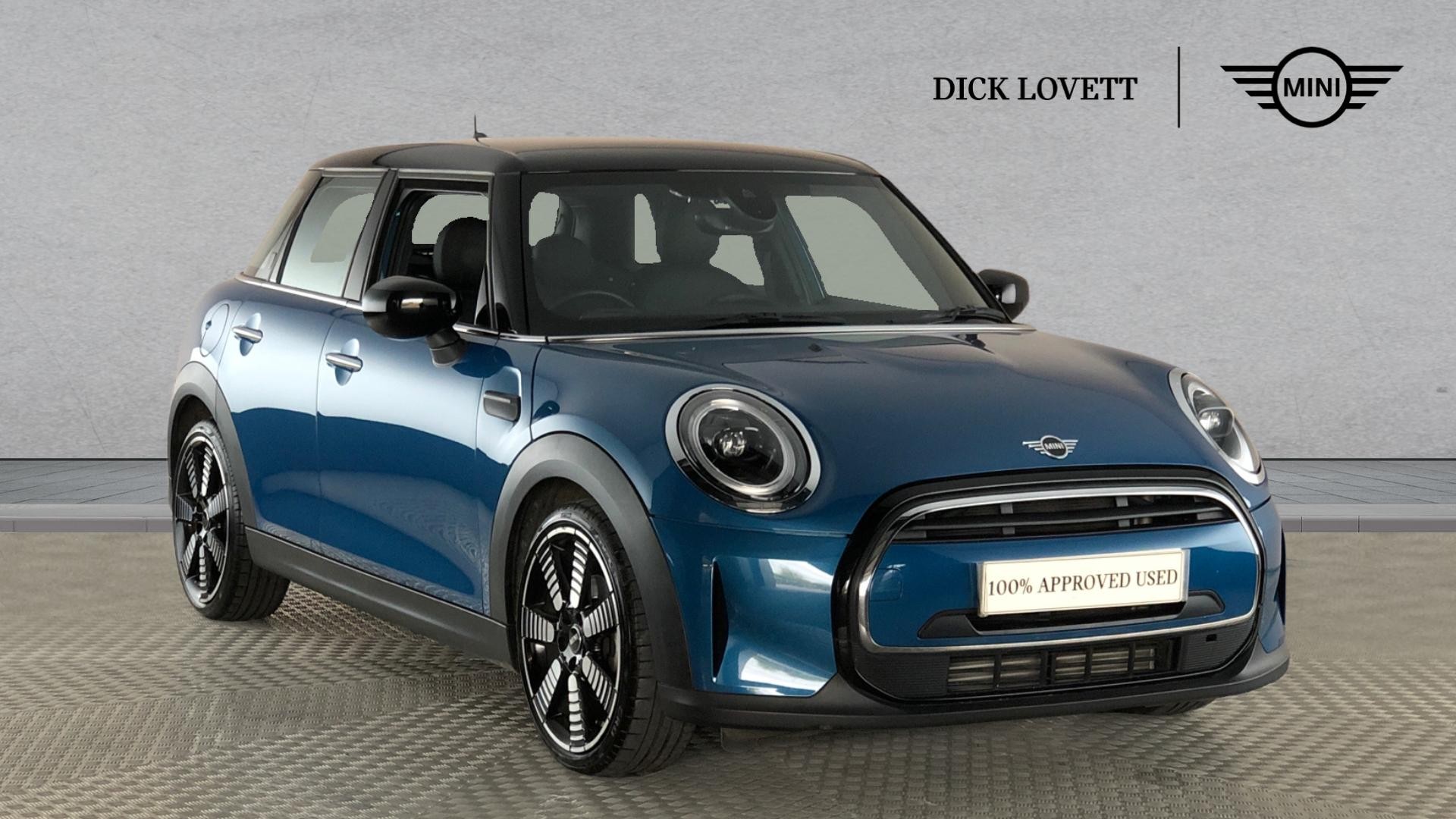 Main listing image - MINI Hatchback 5dr