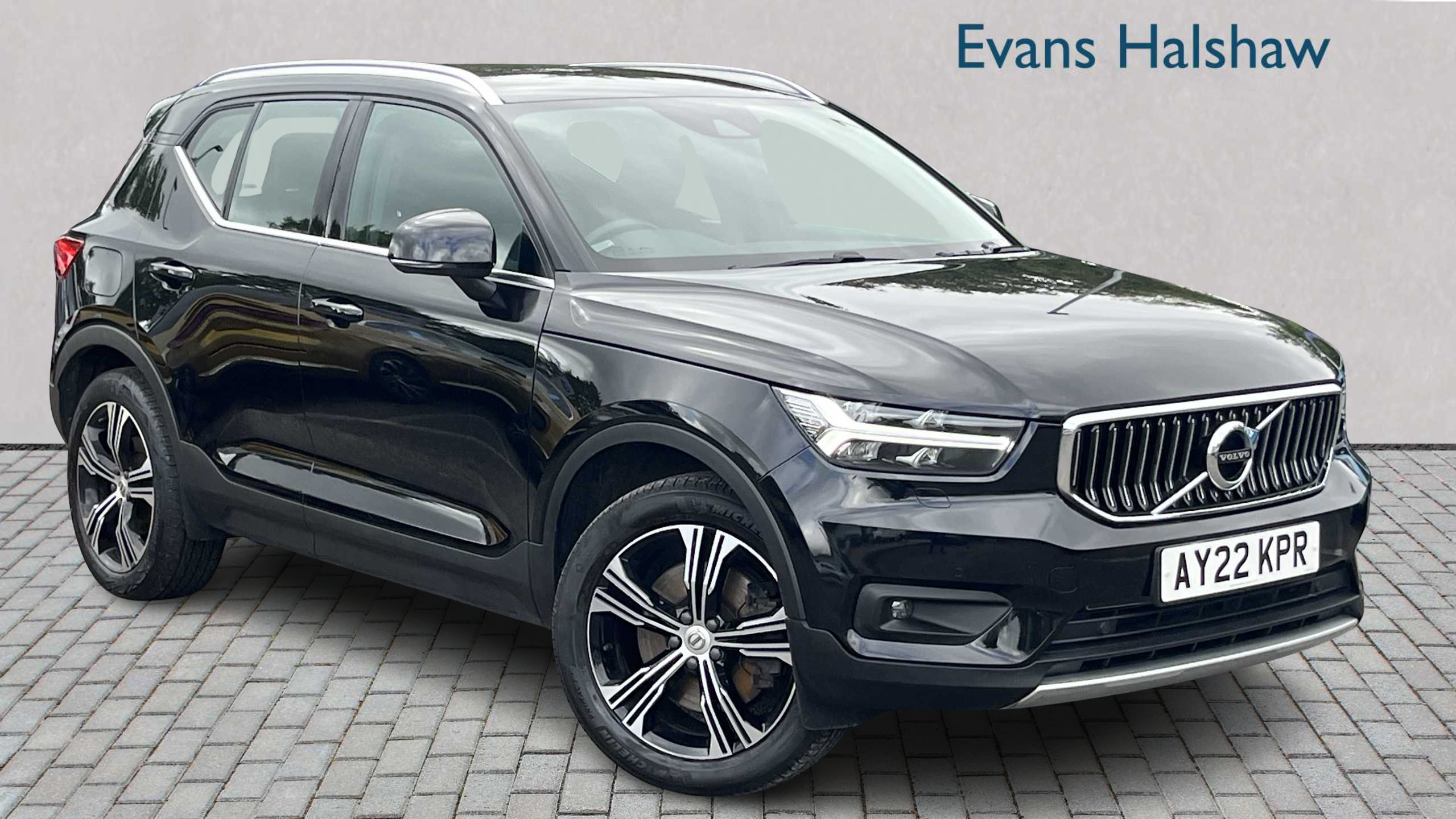 Main listing image - Volvo XC40 Recharge