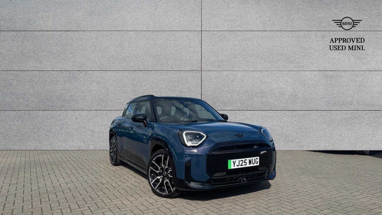 Main listing image - MINI Electric