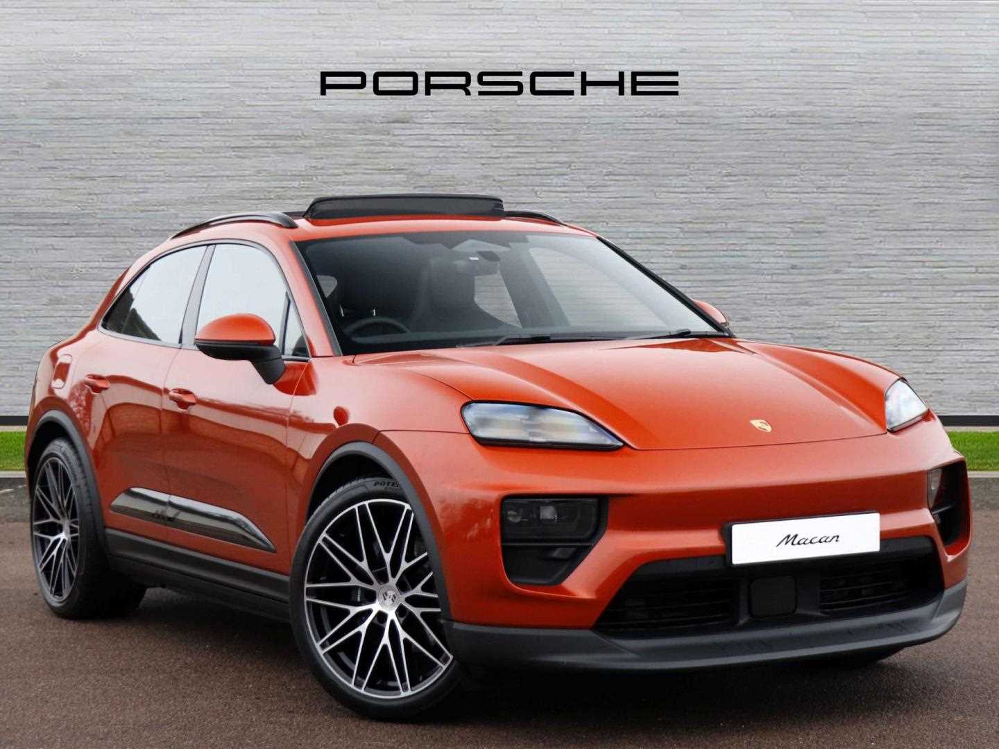 Main listing image - Porsche Macan