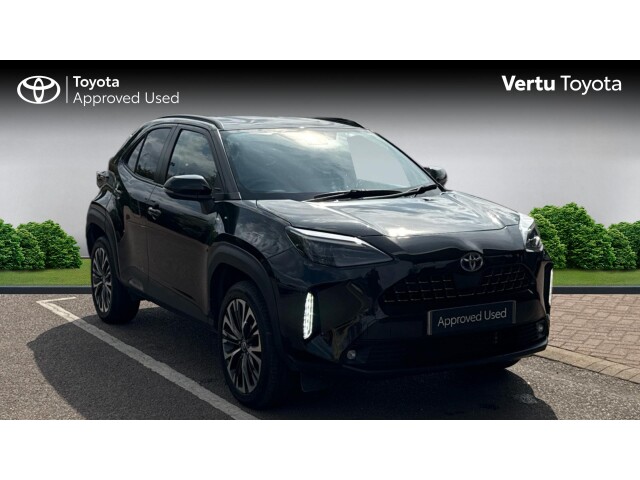 Main listing image - Toyota Yaris Cross