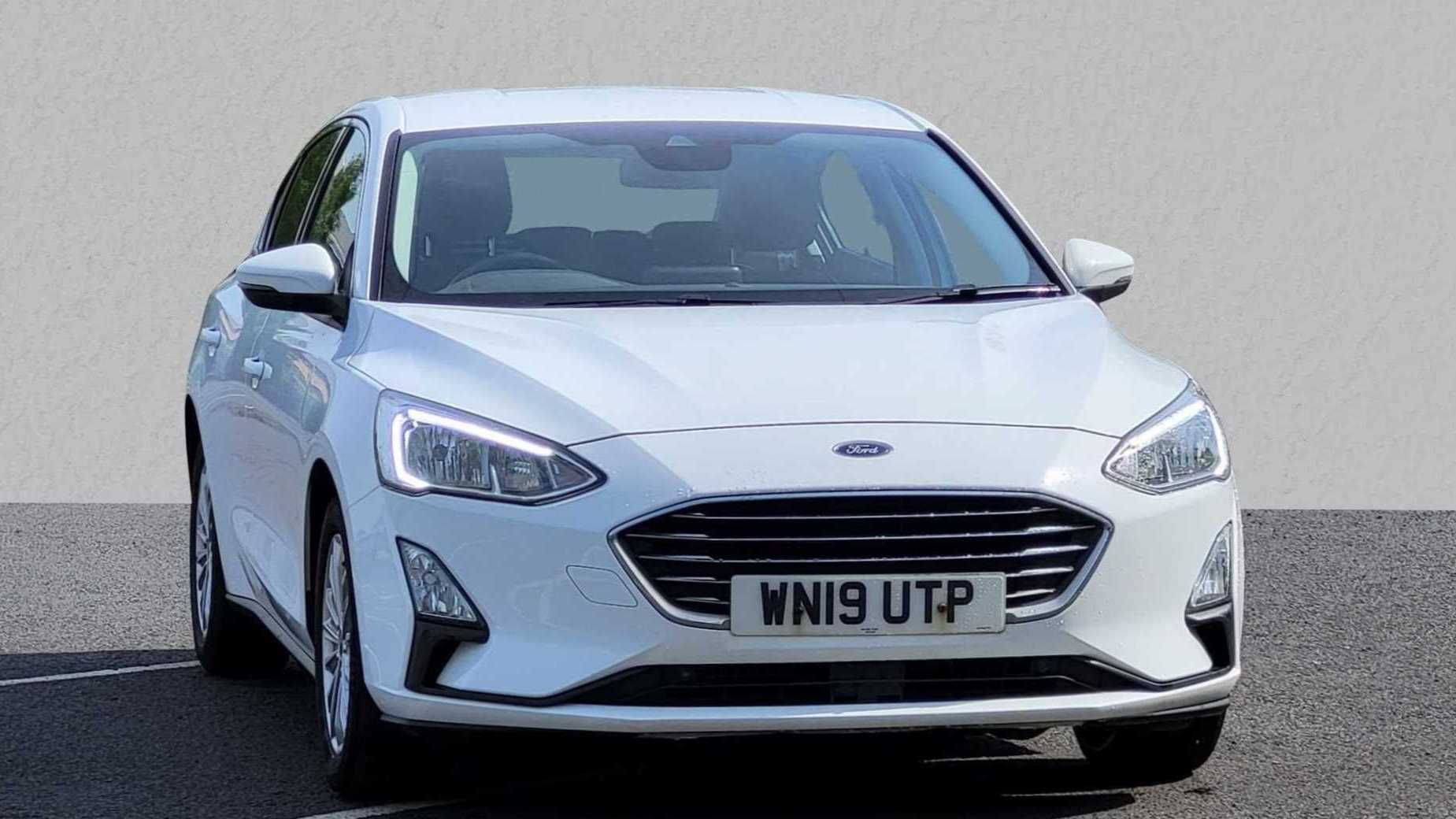 Main listing image - Ford Focus
