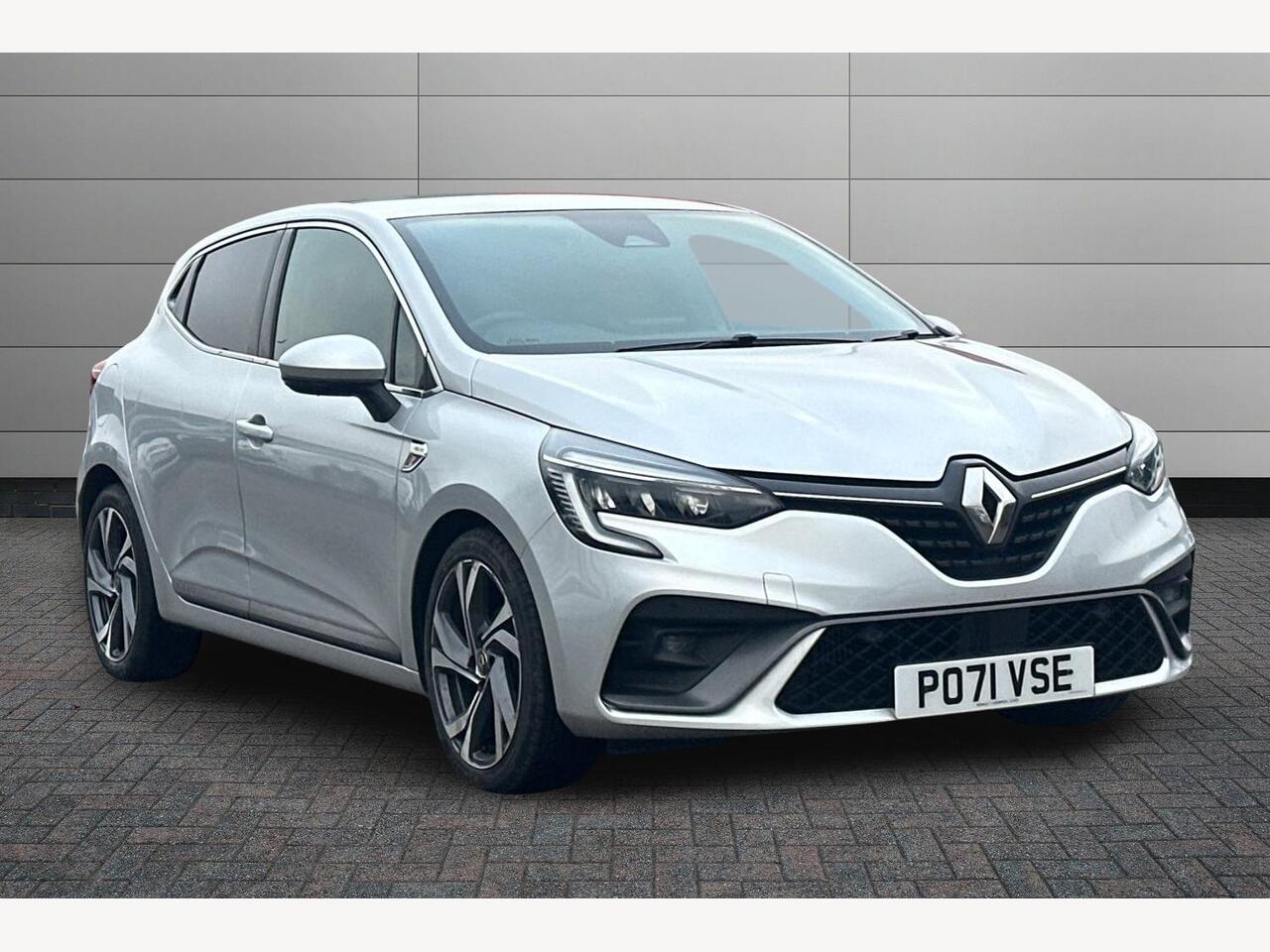 Main listing image - Renault Clio