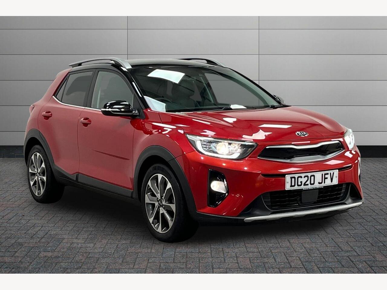 Main listing image - Kia Stonic