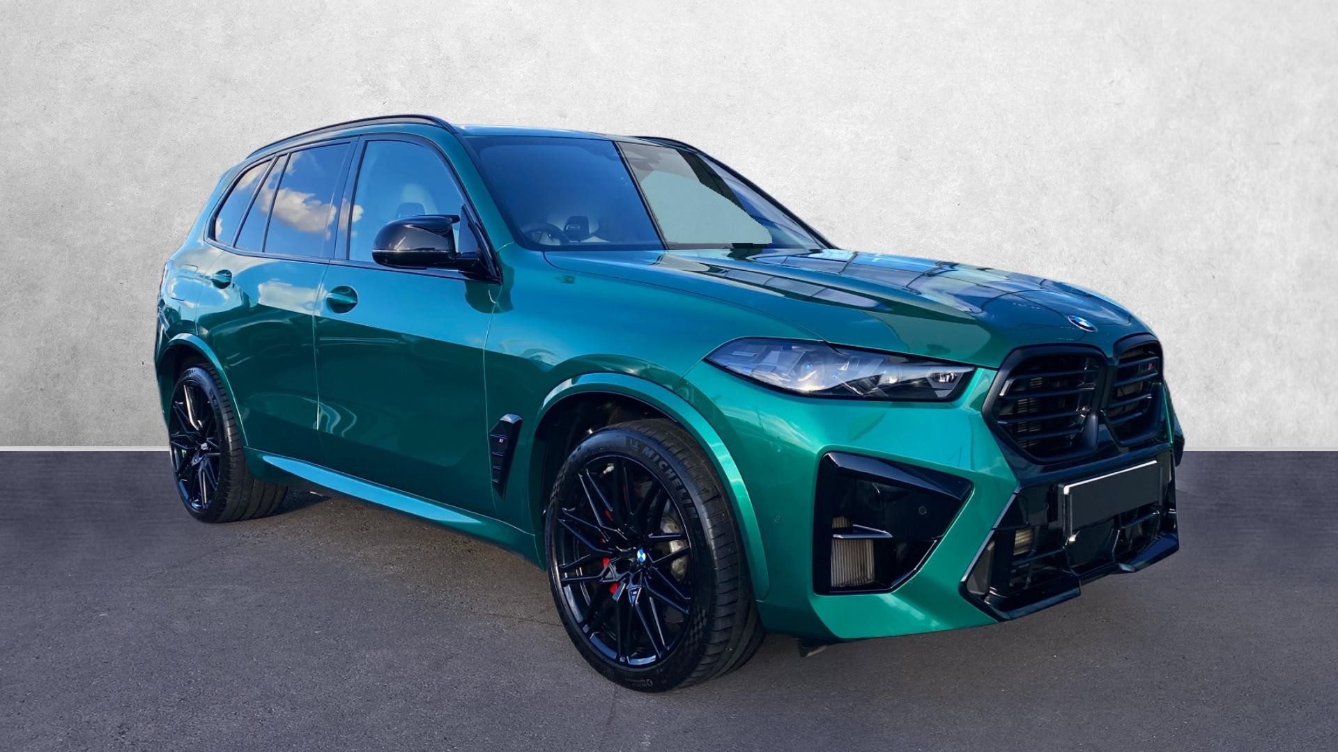 Main listing image - BMW X5 M