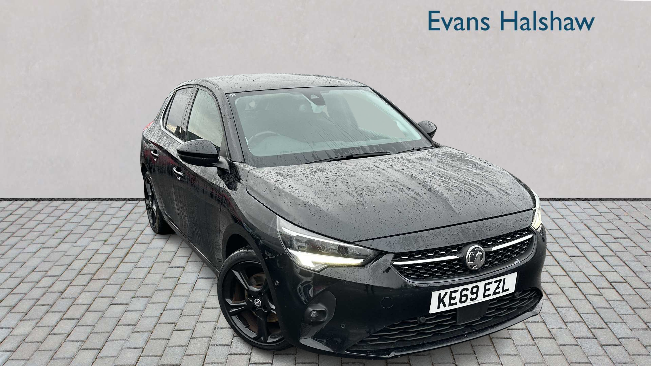 Main listing image - Vauxhall Corsa