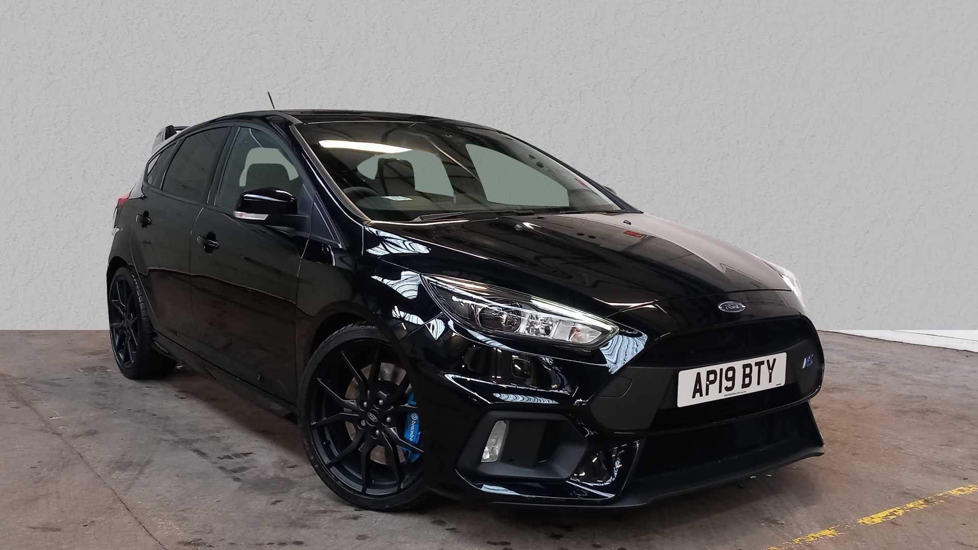 Main listing image - Ford Focus RS