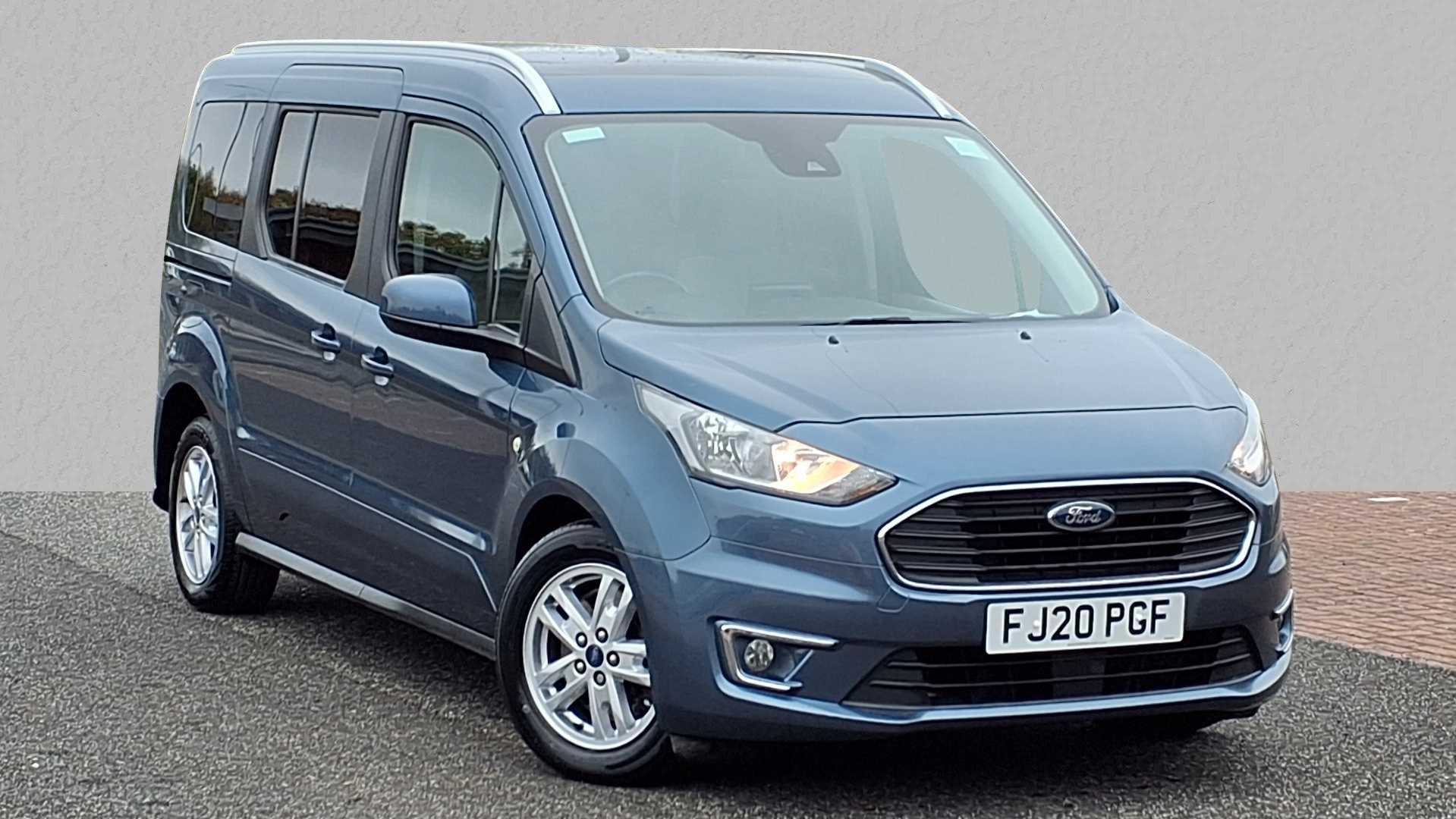 Main listing image - Ford Grand Tourneo Connect