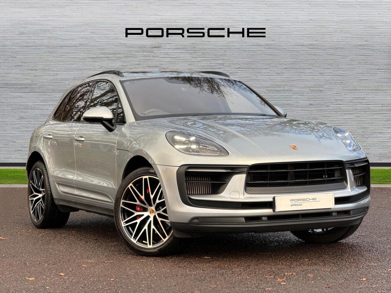 Main listing image - Porsche Macan