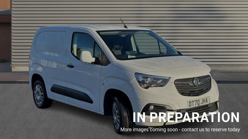 Main listing image - Vauxhall Combo Cargo