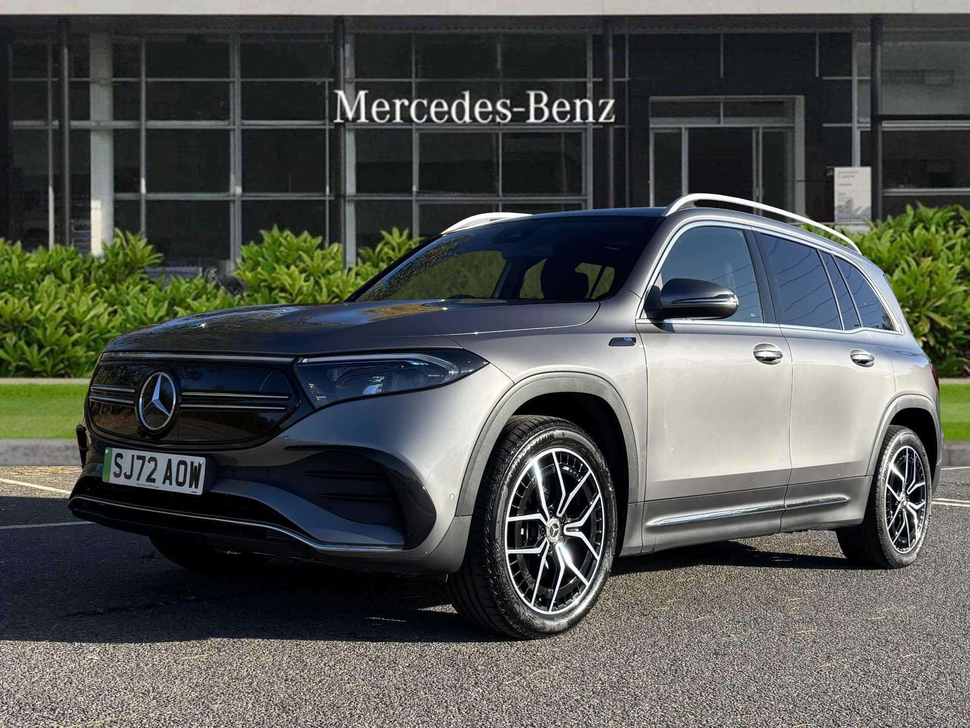 Main listing image - Mercedes-Benz EQB