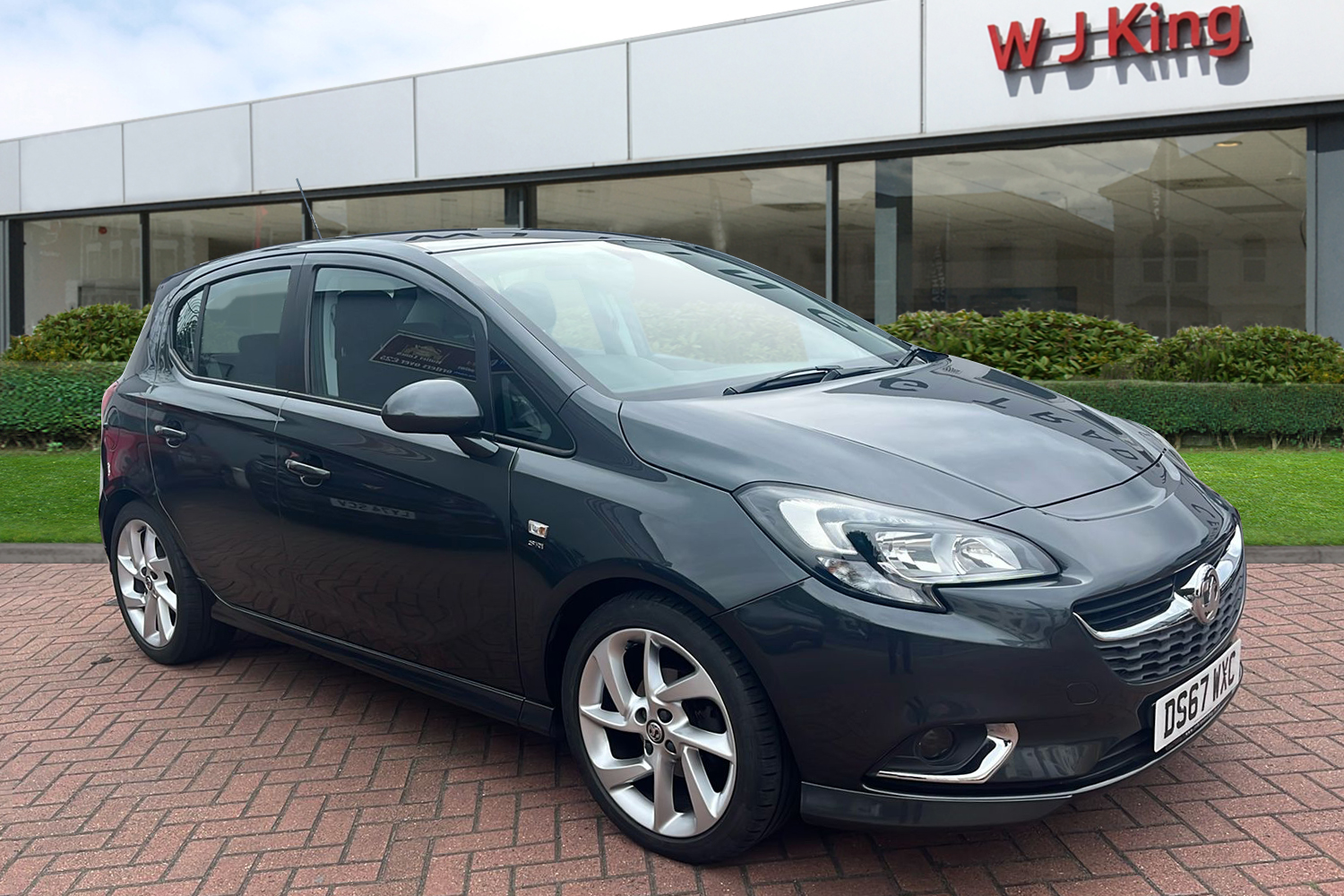 Main listing image - Vauxhall Corsa