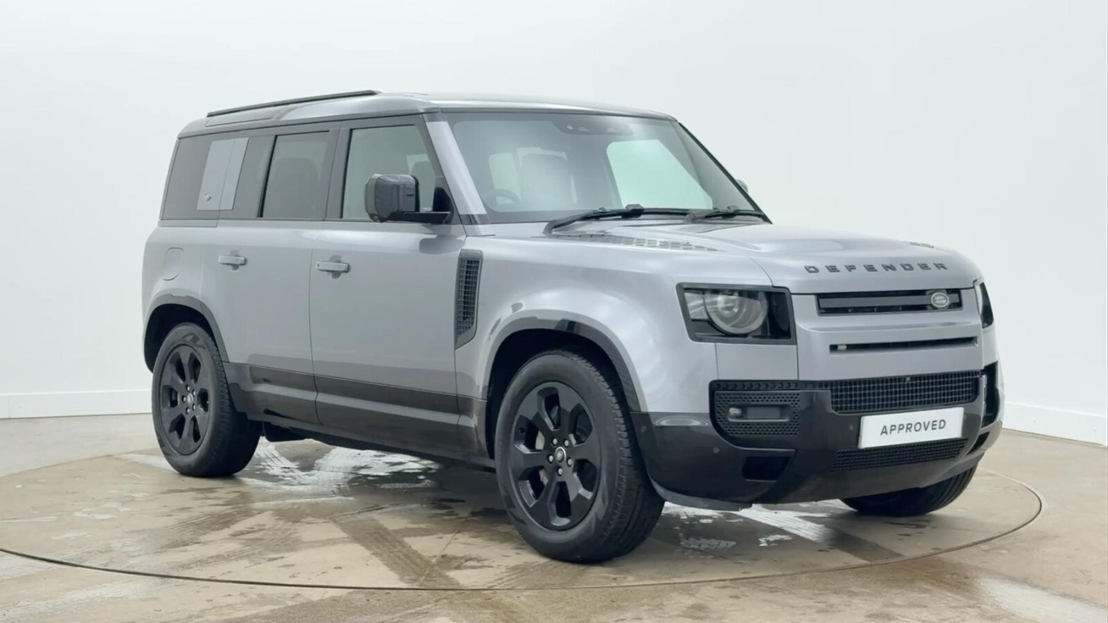 Main listing image - Land Rover Defender