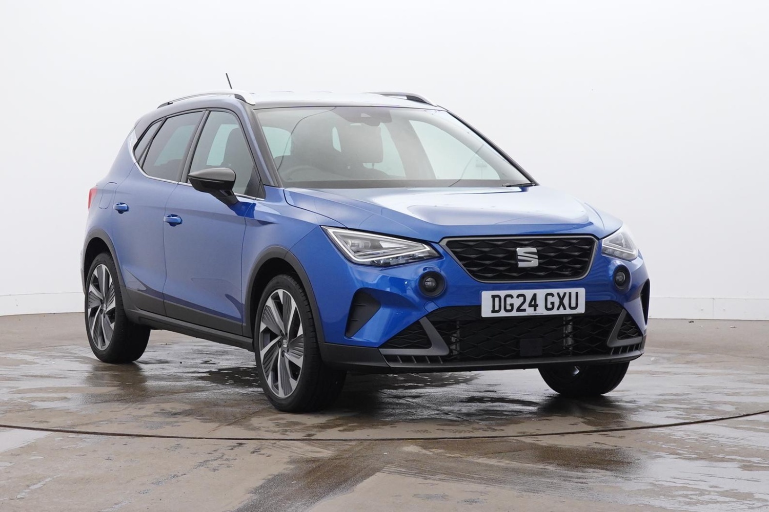 Main listing image - SEAT Arona