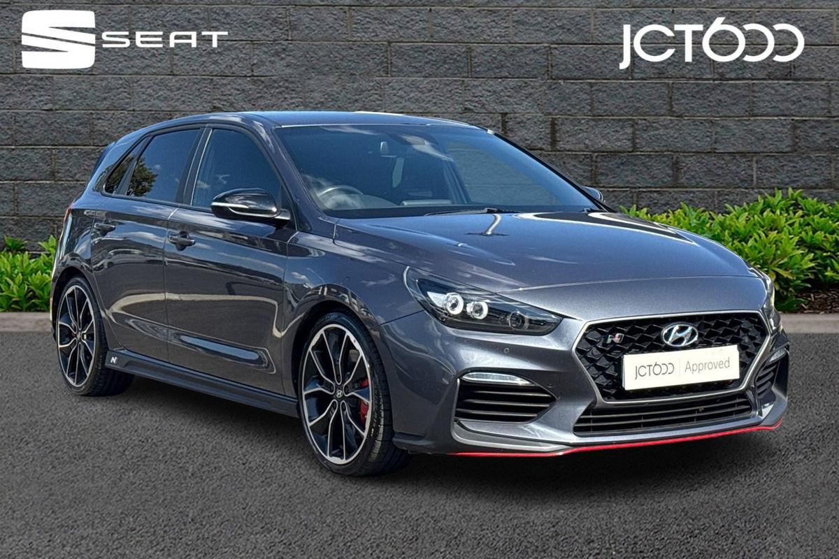 Main listing image - Hyundai i30