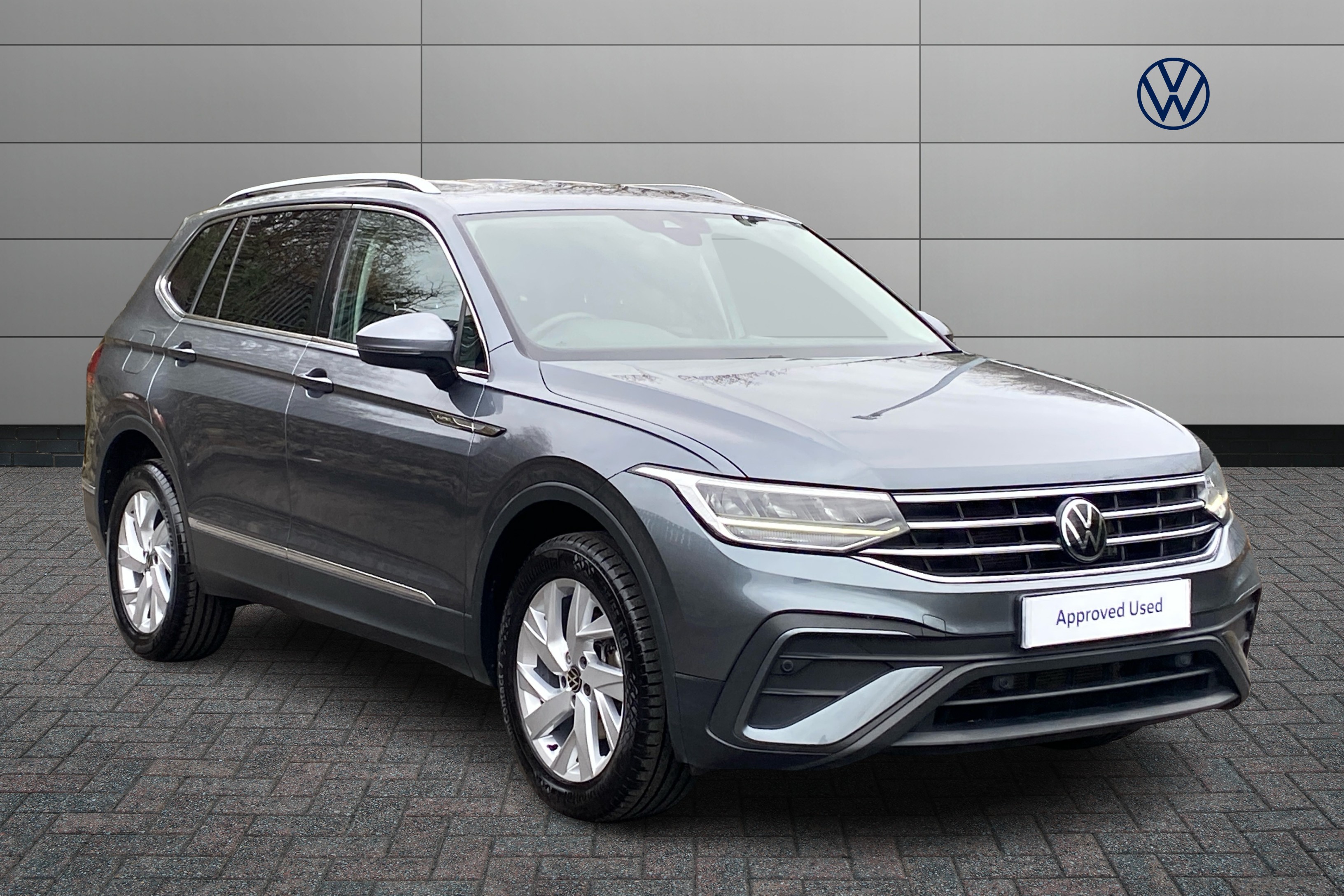 Main listing image - Volkswagen Tiguan Allspace