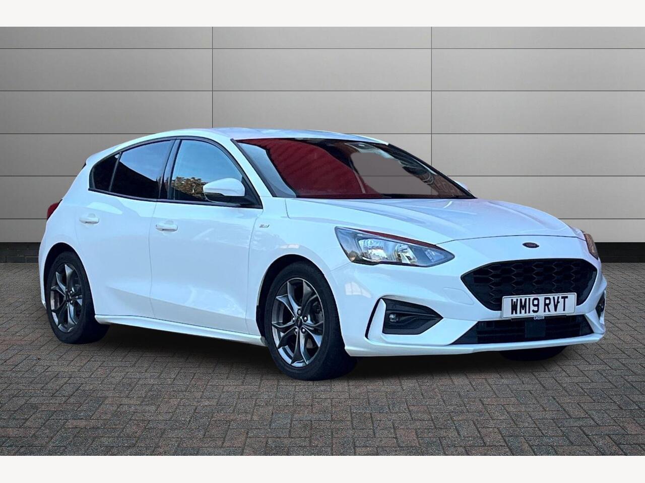 Main listing image - Ford Focus