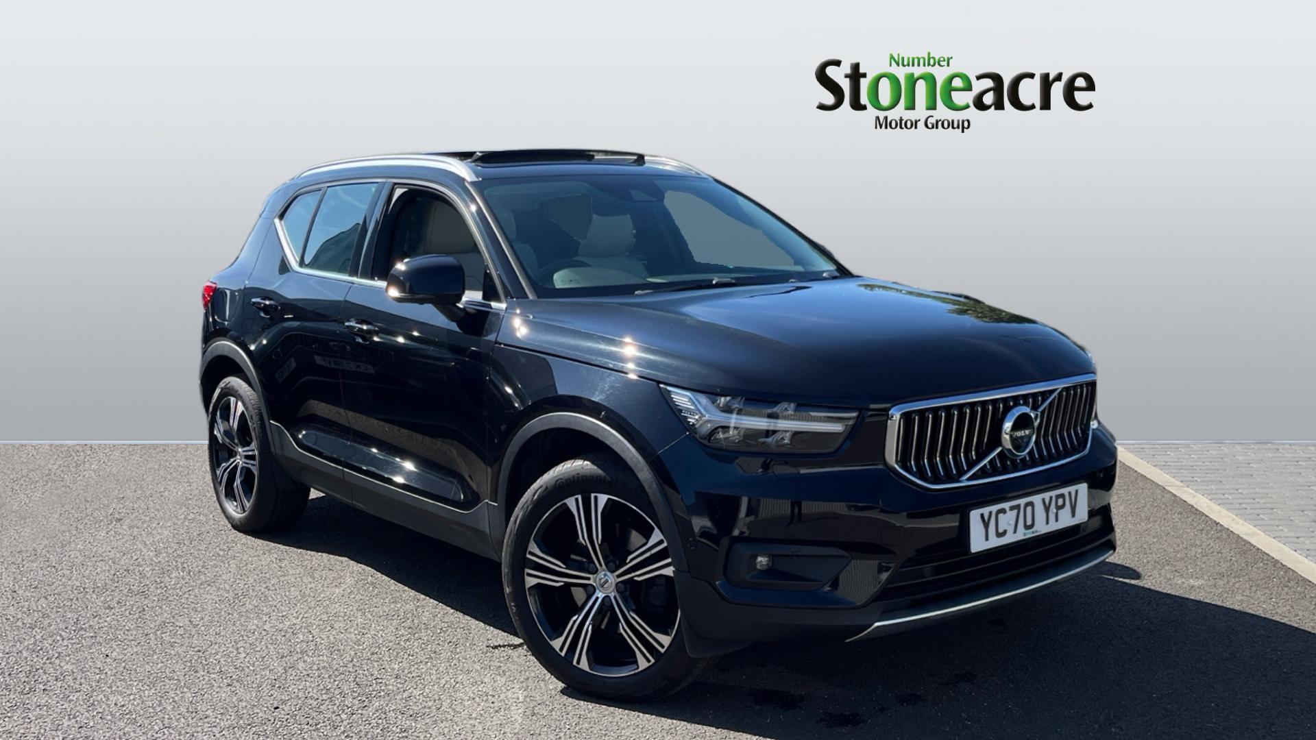 Main listing image - Volvo XC40