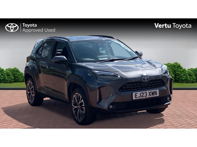 Main listing image - Toyota Yaris Cross