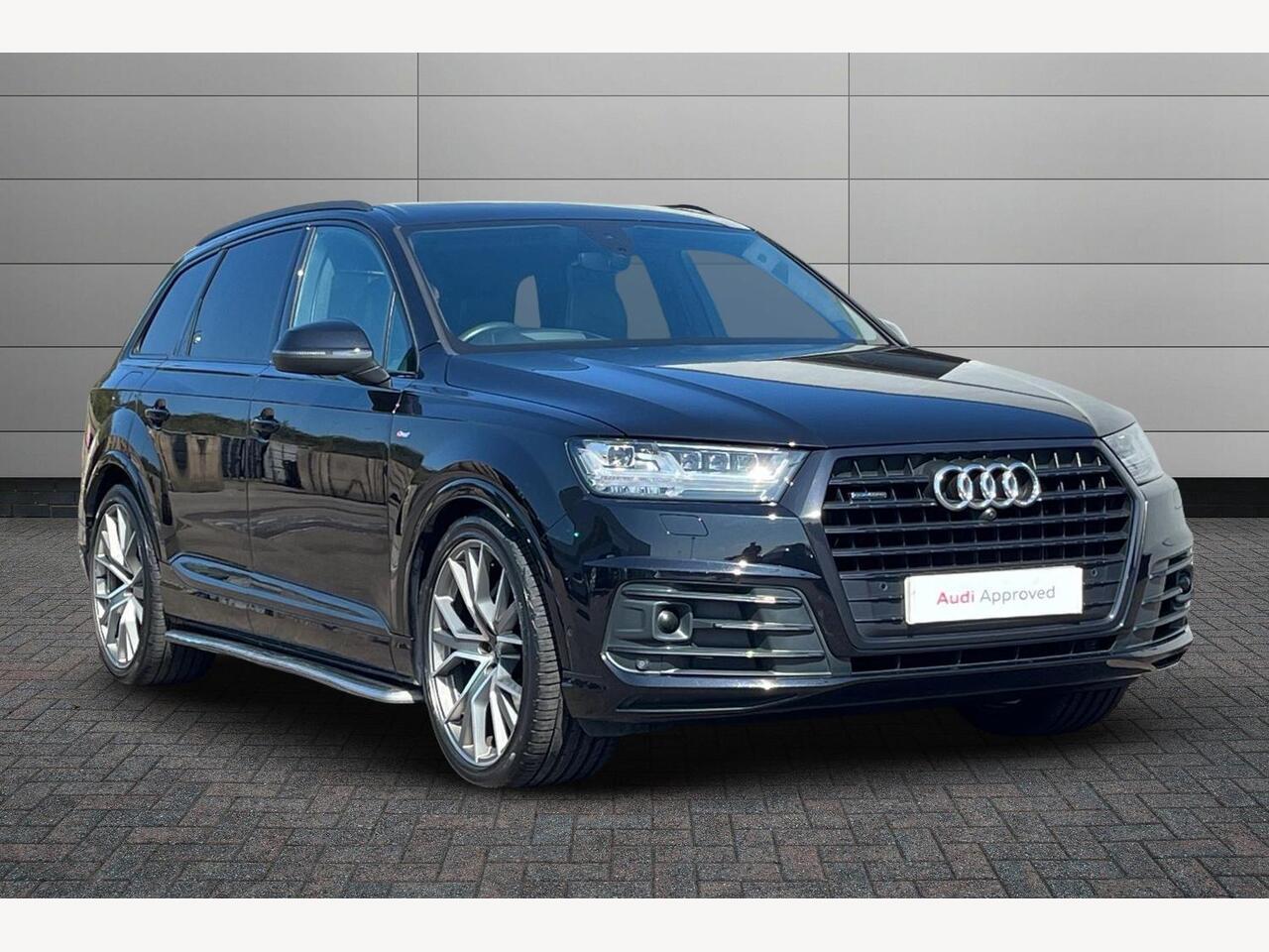 Main listing image - Audi Q7