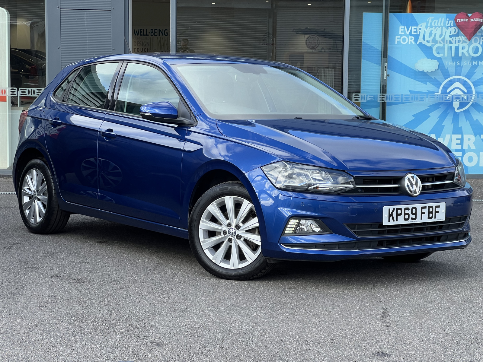 Main listing image - Volkswagen Polo