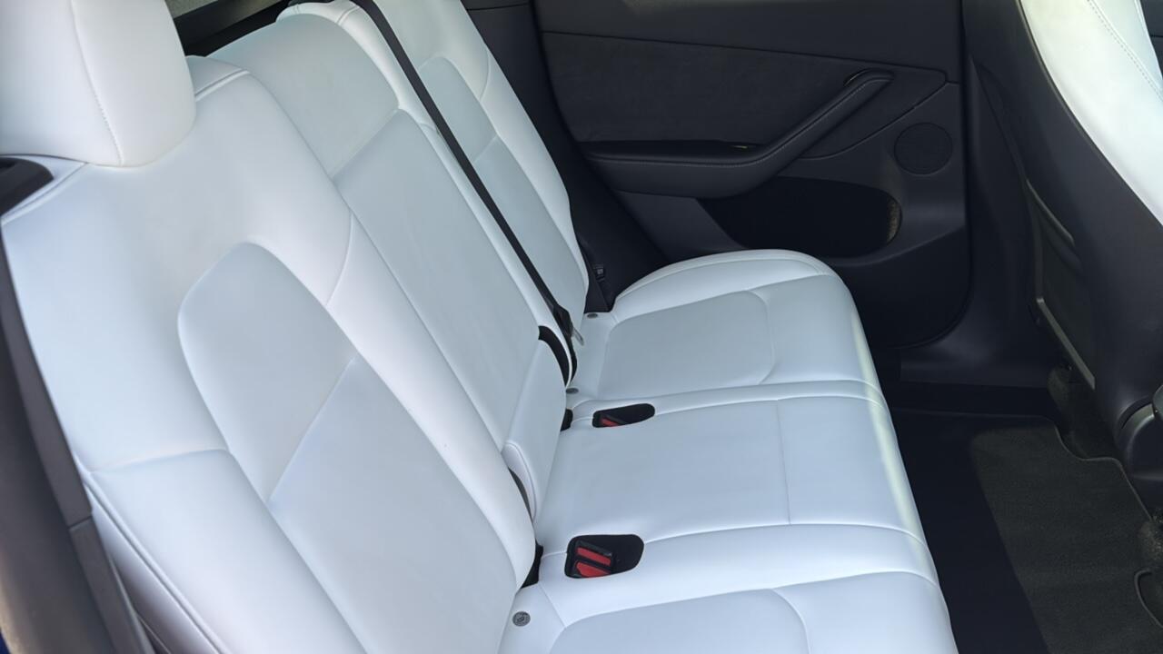 Main listing image - Tesla Model Y