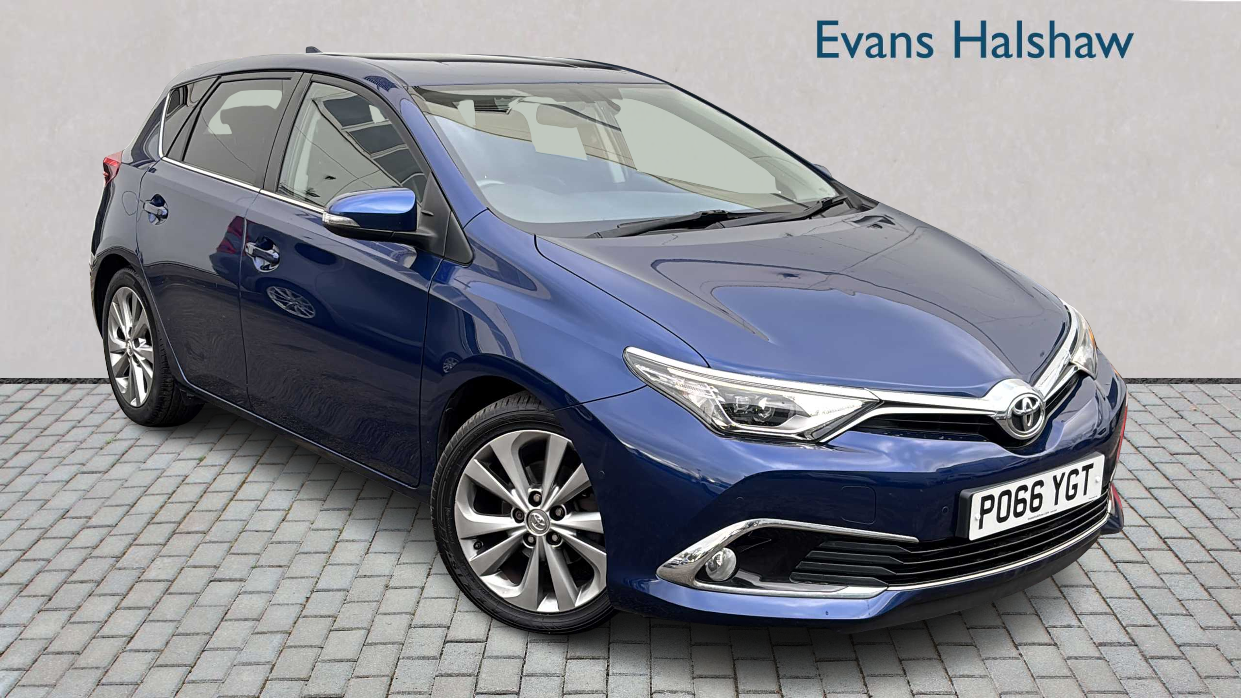 Main listing image - Toyota Auris