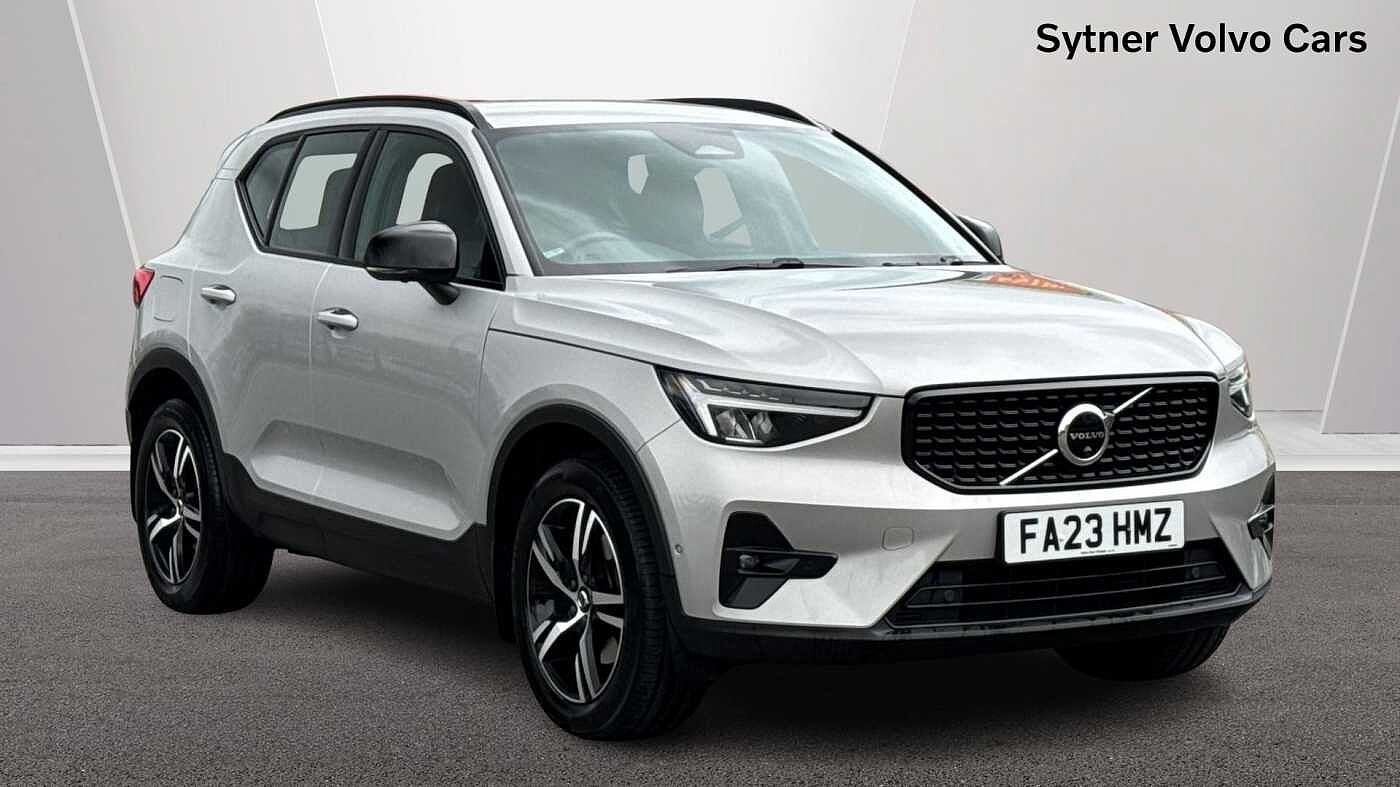 Main listing image - Volvo XC40