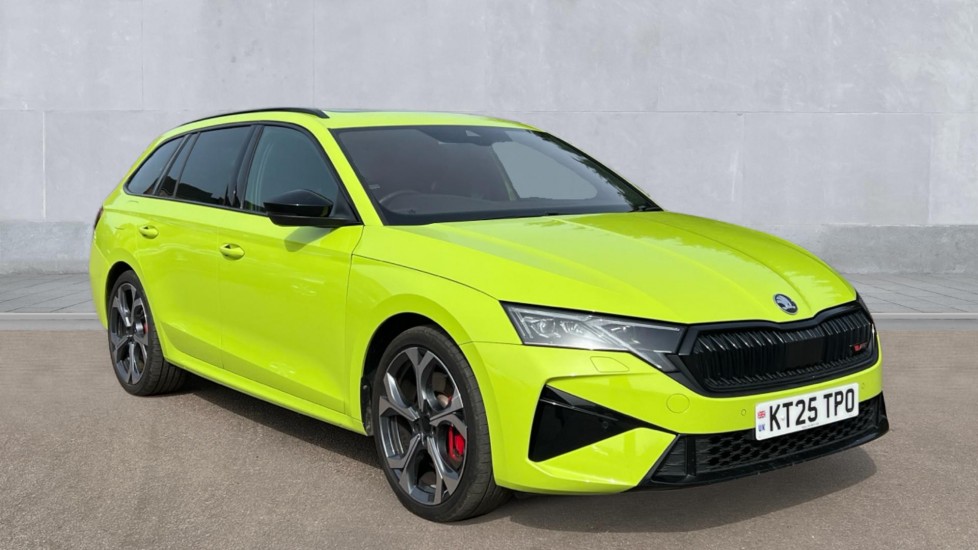 Main listing image - Skoda Octavia Estate