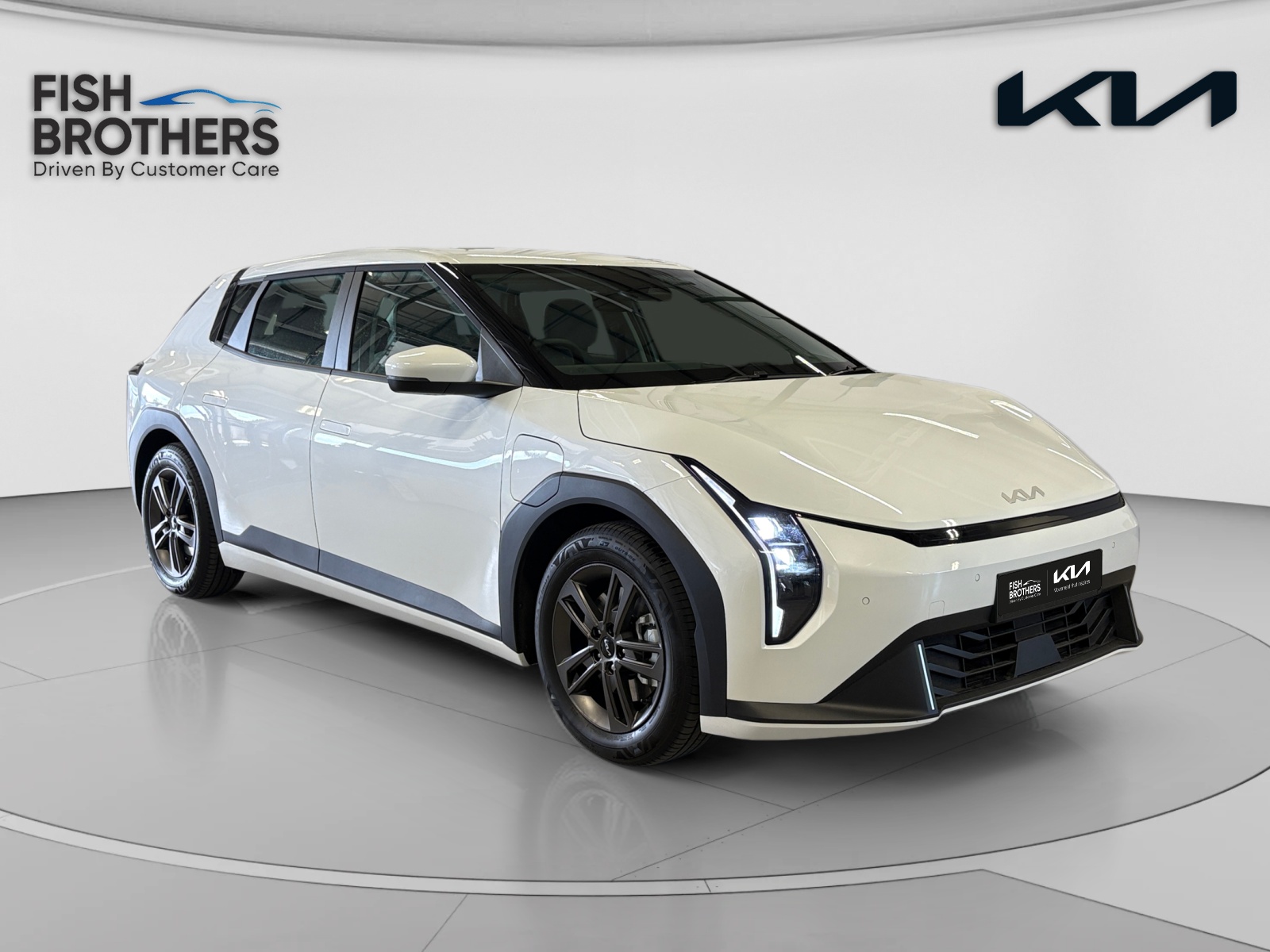 Main listing image - Kia Ev4
