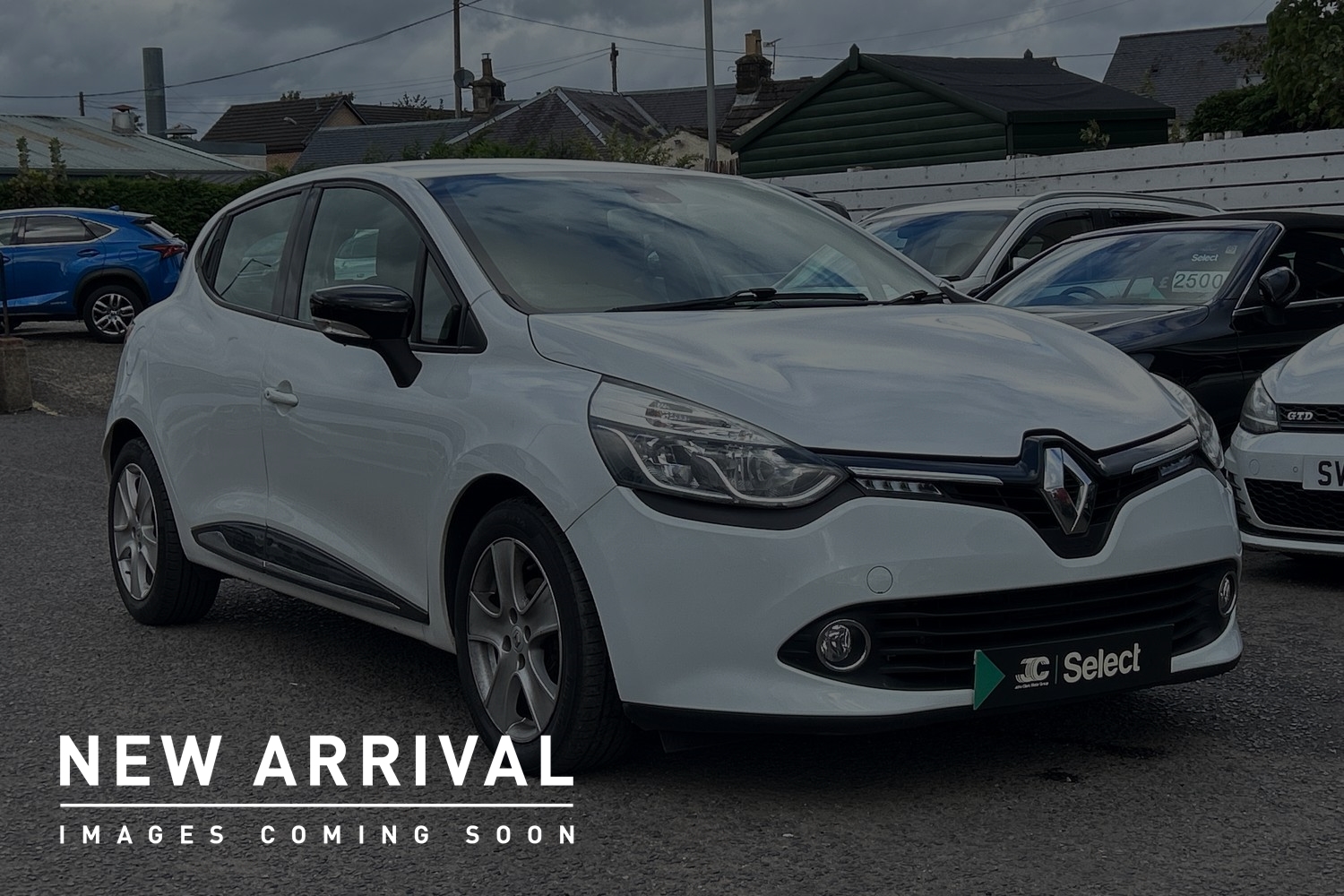 Main listing image - Renault Clio