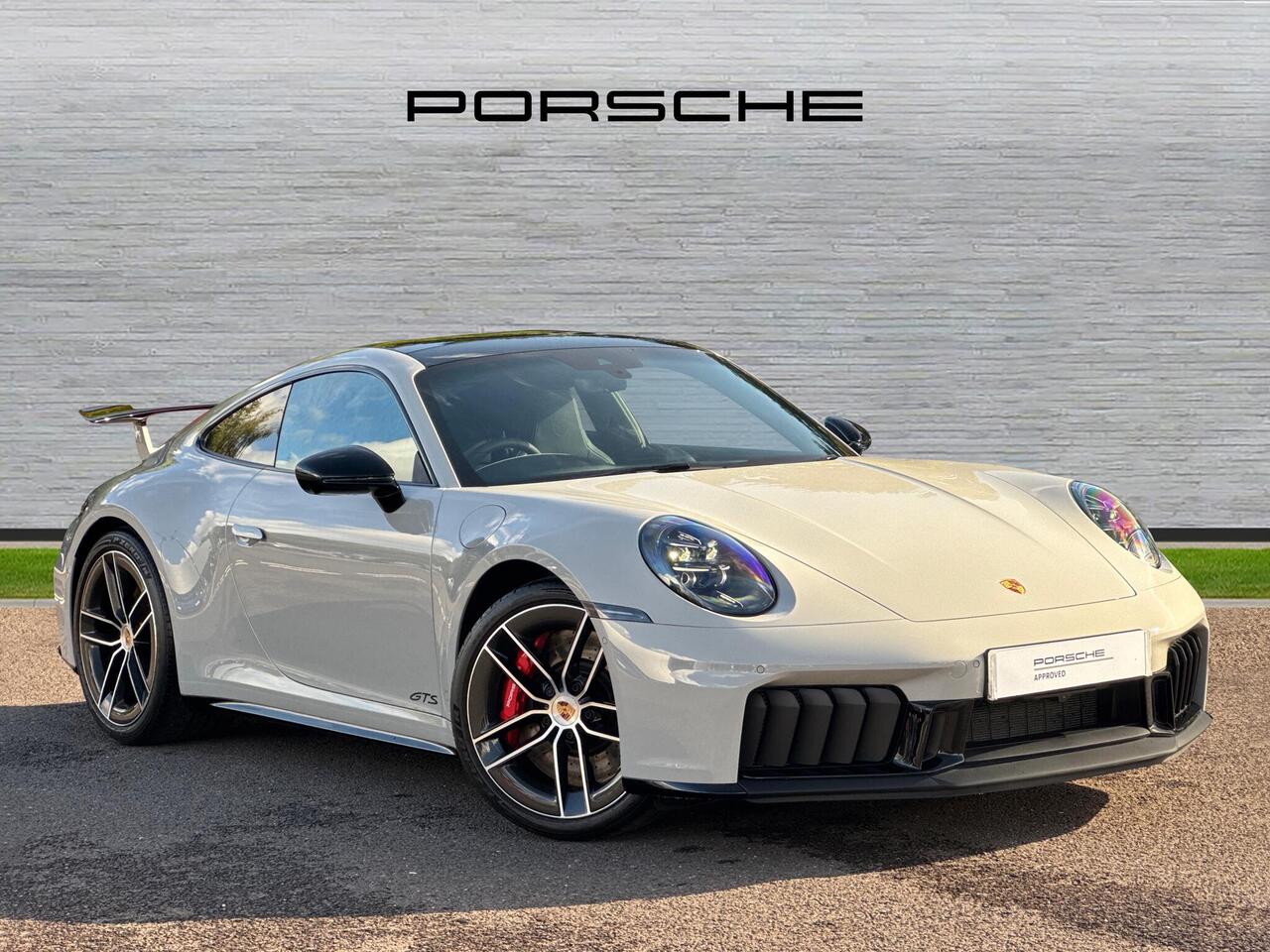 Main listing image - Porsche 911