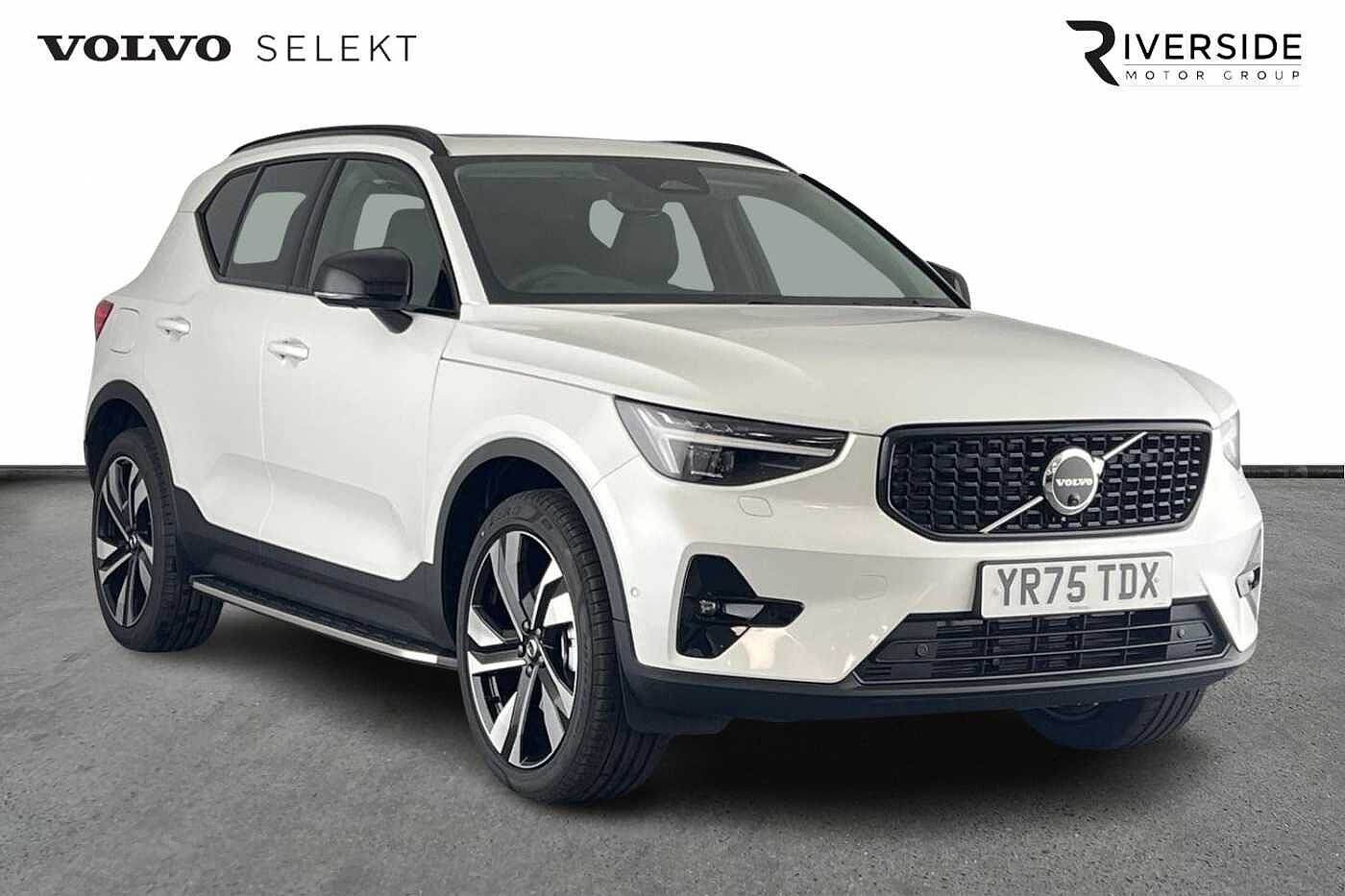 Main listing image - Volvo XC40