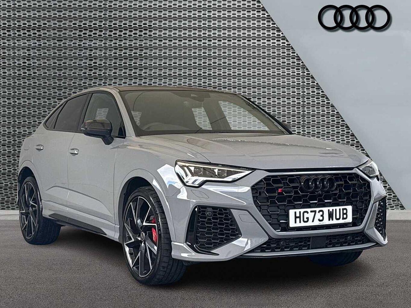 Main listing image - Audi RS Q3