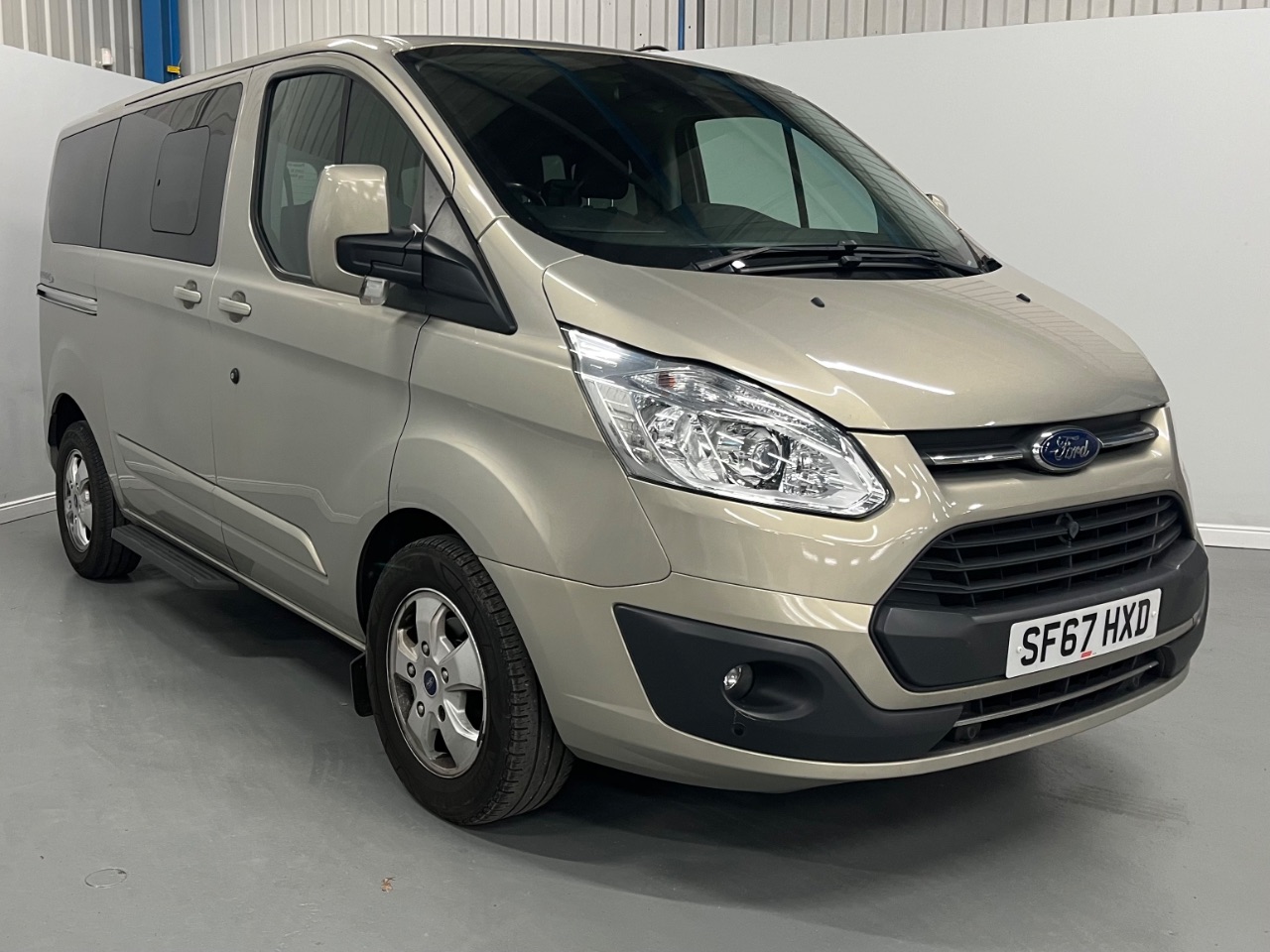 Main listing image - Ford Tourneo Custom